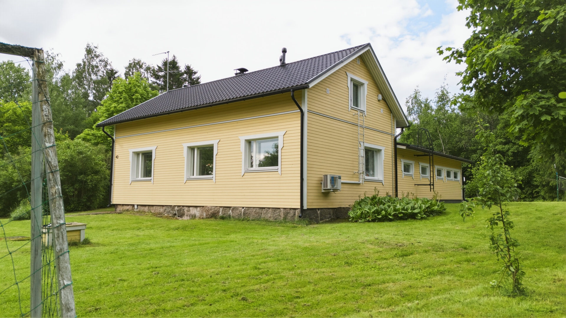 Hirveläntie 40, Hirvelä, Kouvola