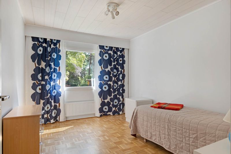 Lepolantie 73 M, Länsi-Pakila, Helsinki