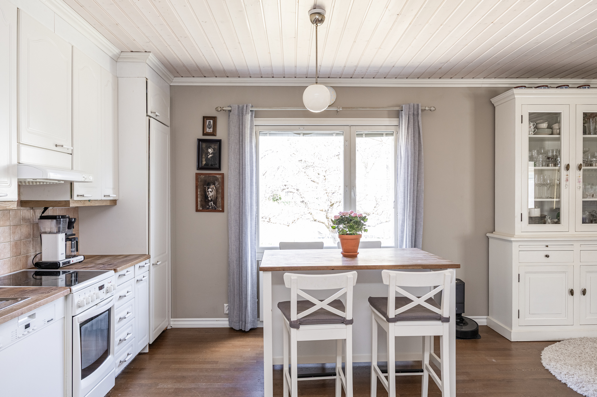 Keittiö