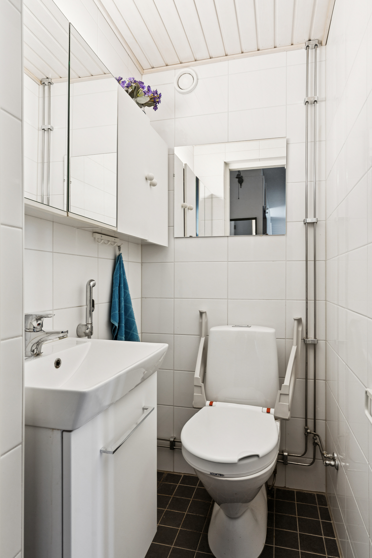 WC