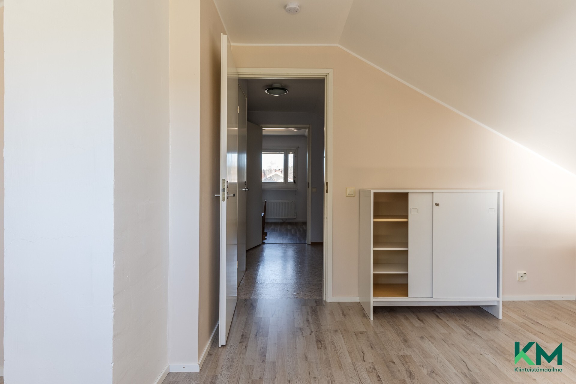 Ruusunmarjapolku 4, Porvoo