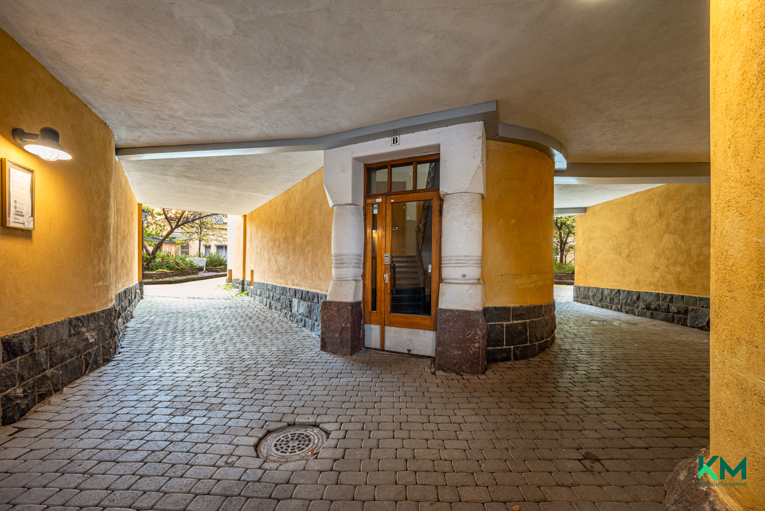 Pietarinkatu 14, Ullanlinna, Helsinki