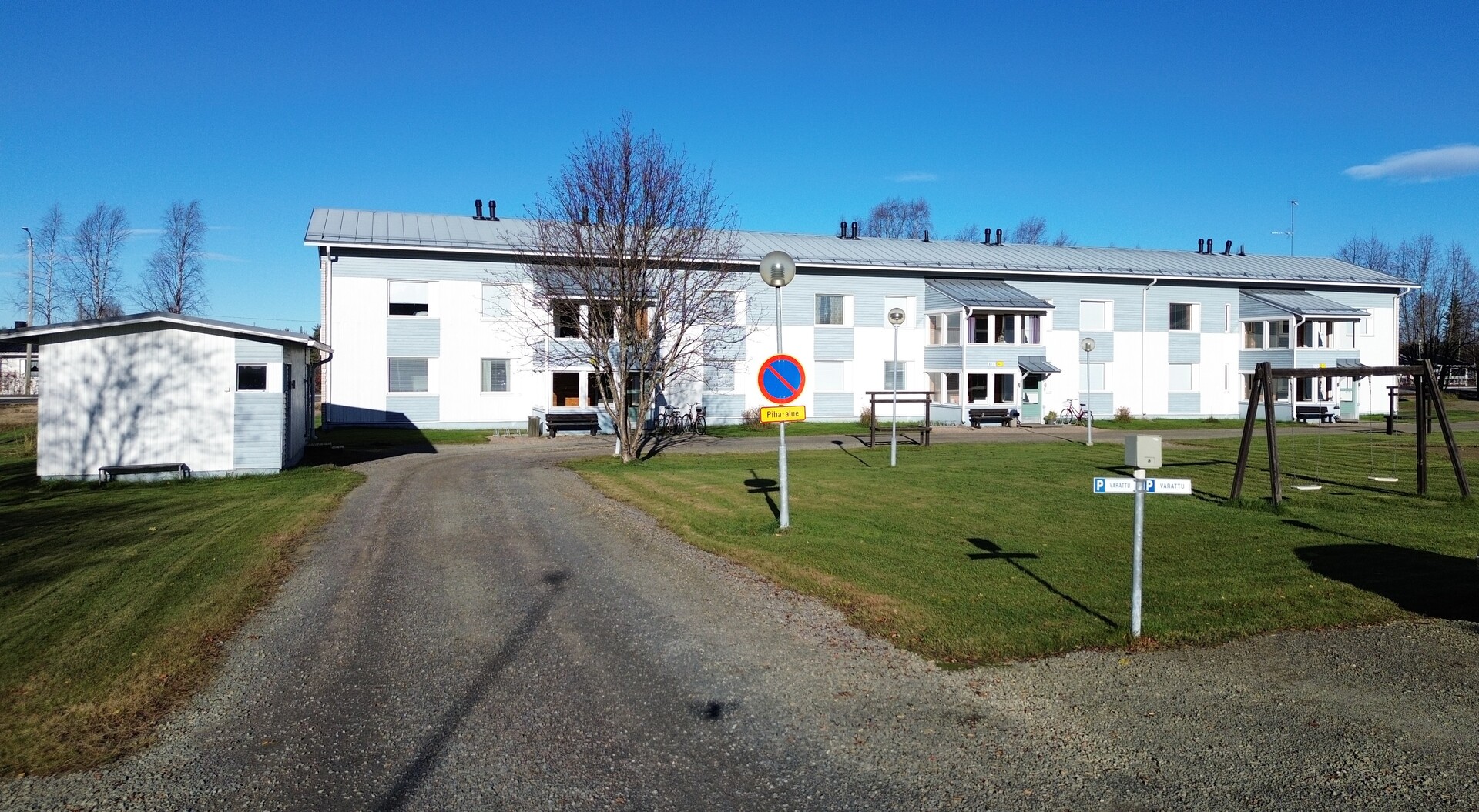 Raittipellontie 4, Kolari