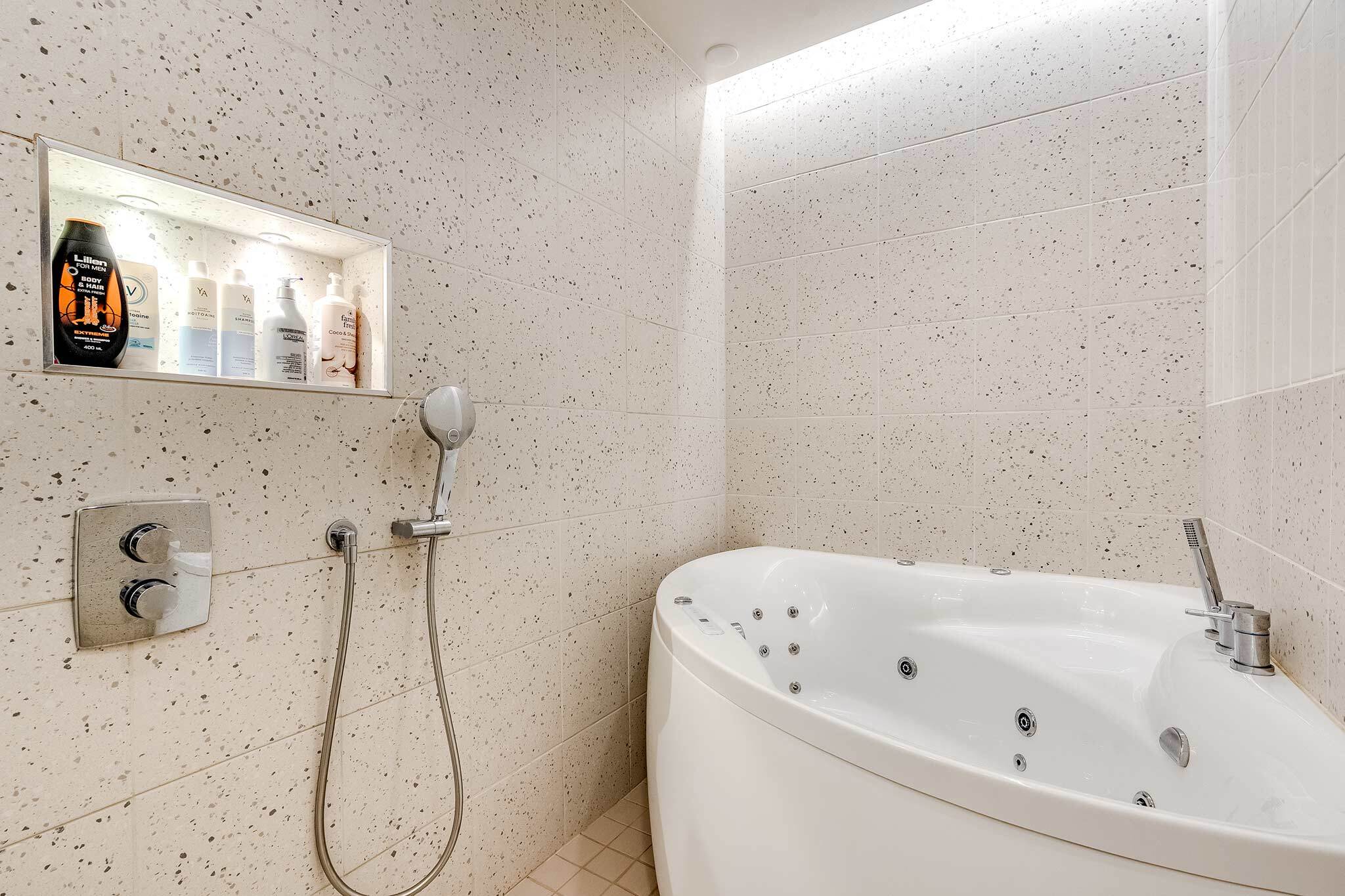 Pyynikintori 4-6, Pyynikki, Tampere