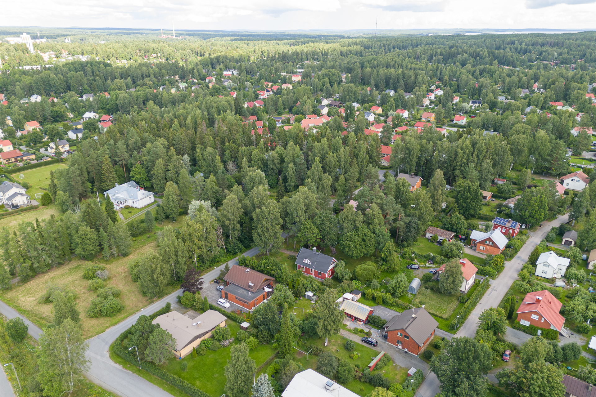 Paavontie 3, Raikas, Valkeakoski
