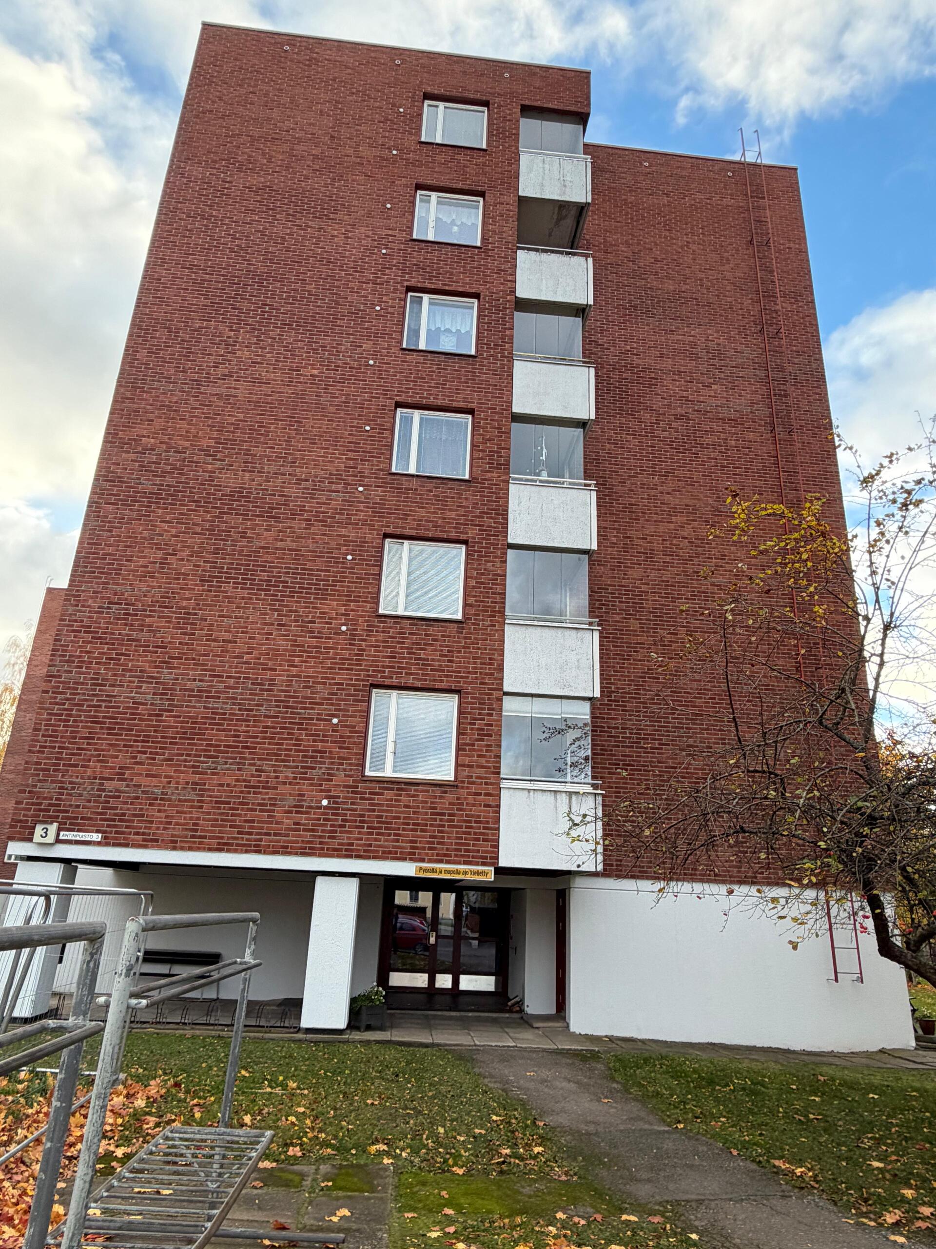 Antinpuisto 3, Päiviönsaari, Varkaus