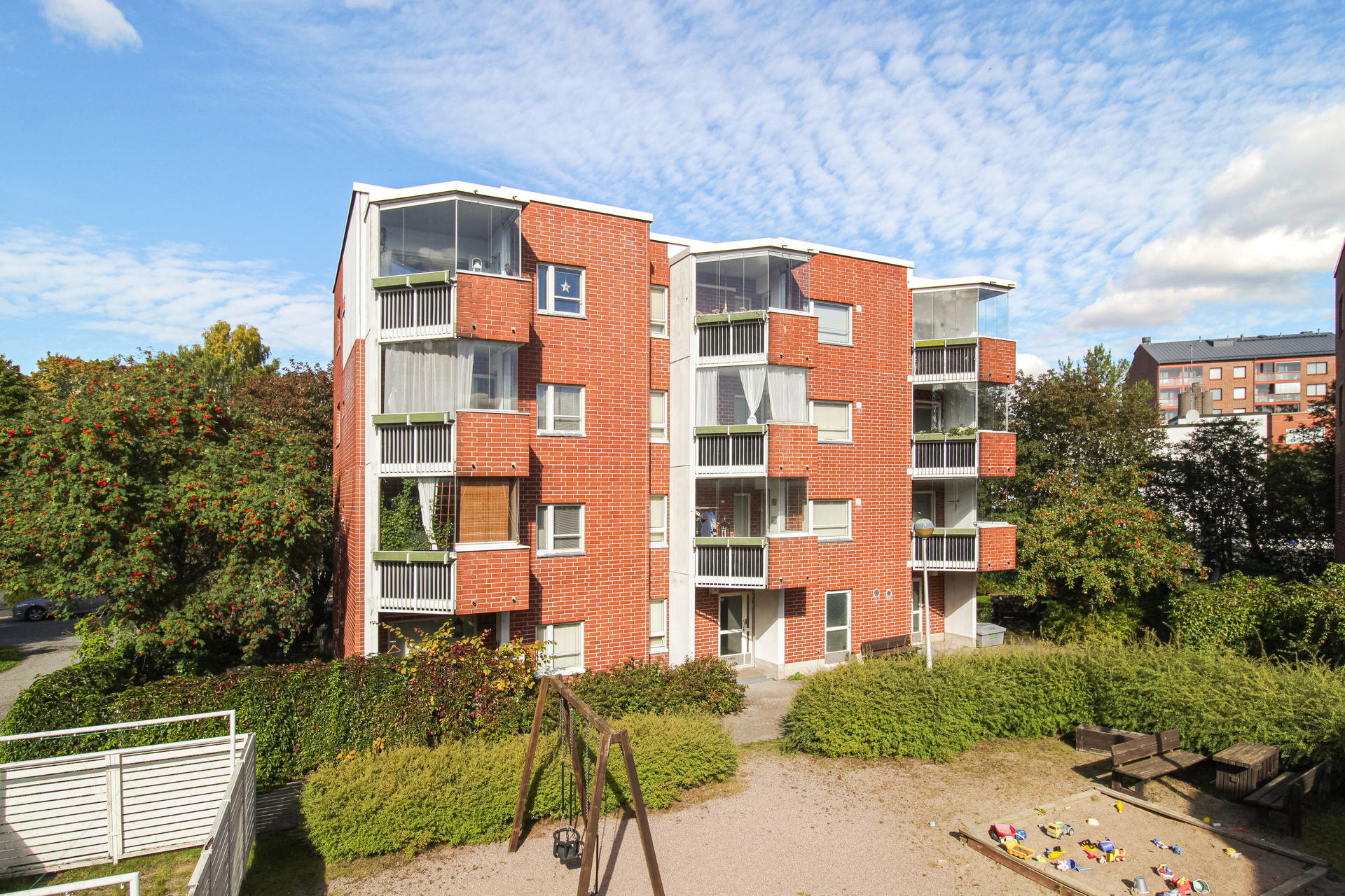 Anianpellontie 4, Malmi, Helsinki