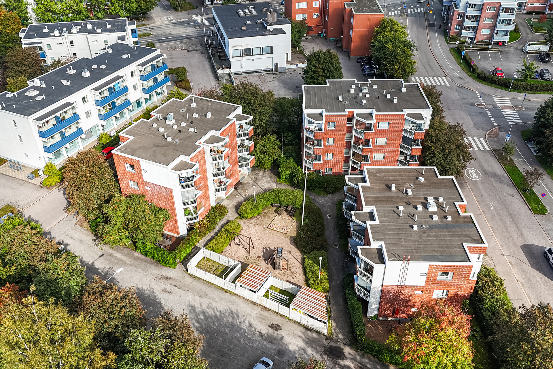 Anianpellontie 4, Malmi, Helsinki