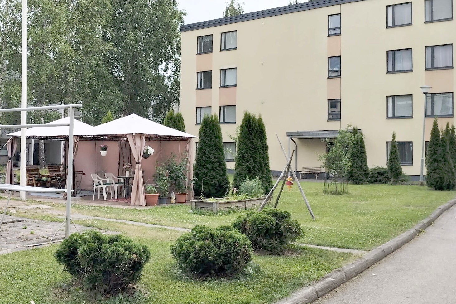 Saturnuksenkatu 1-3, Peltosaari, Riihimäki