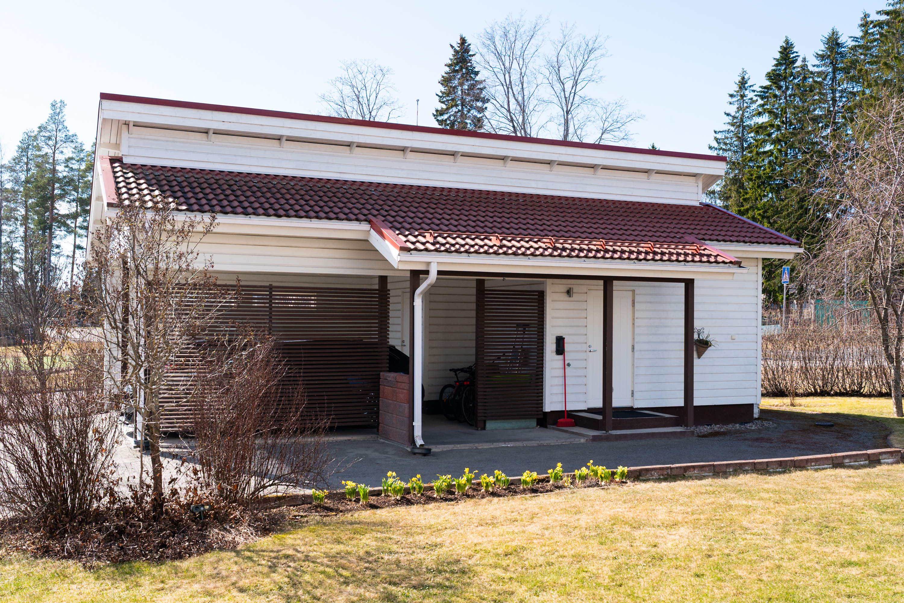 Kahden auton autokatos