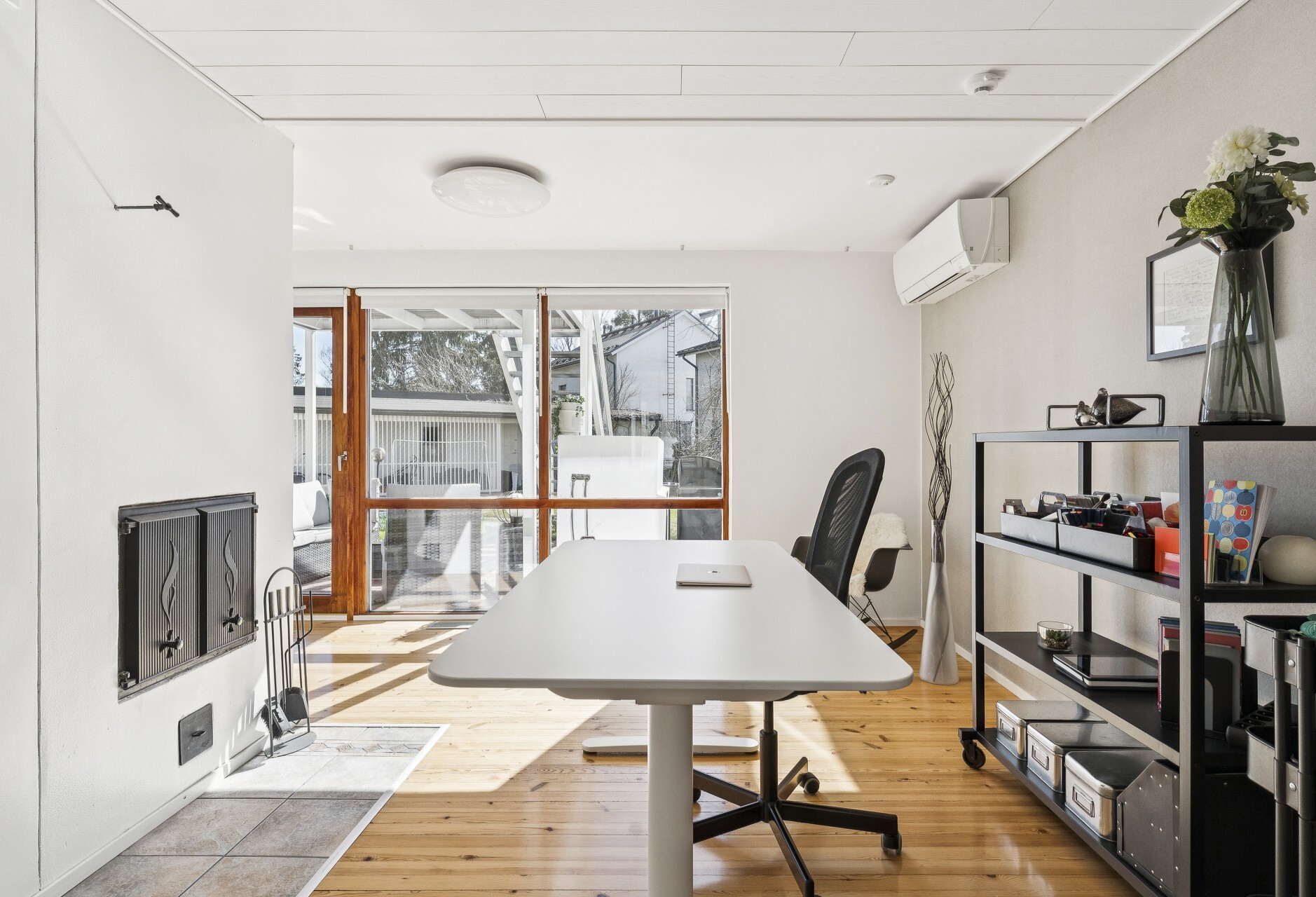 Ak työh-makuuh-takkah