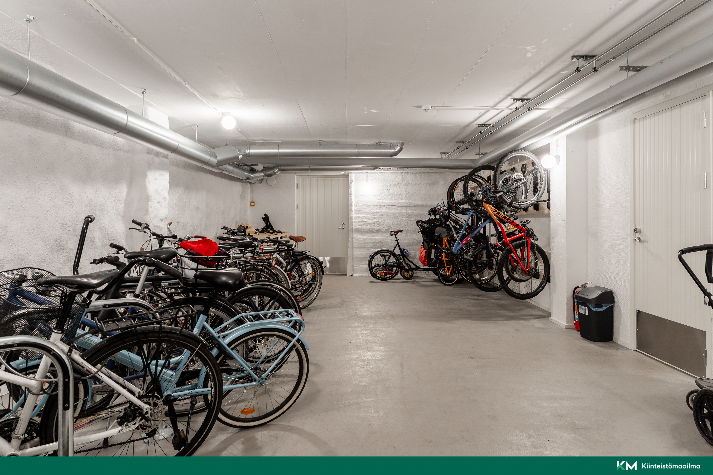 TIlava ulkoiluvälinevarasto