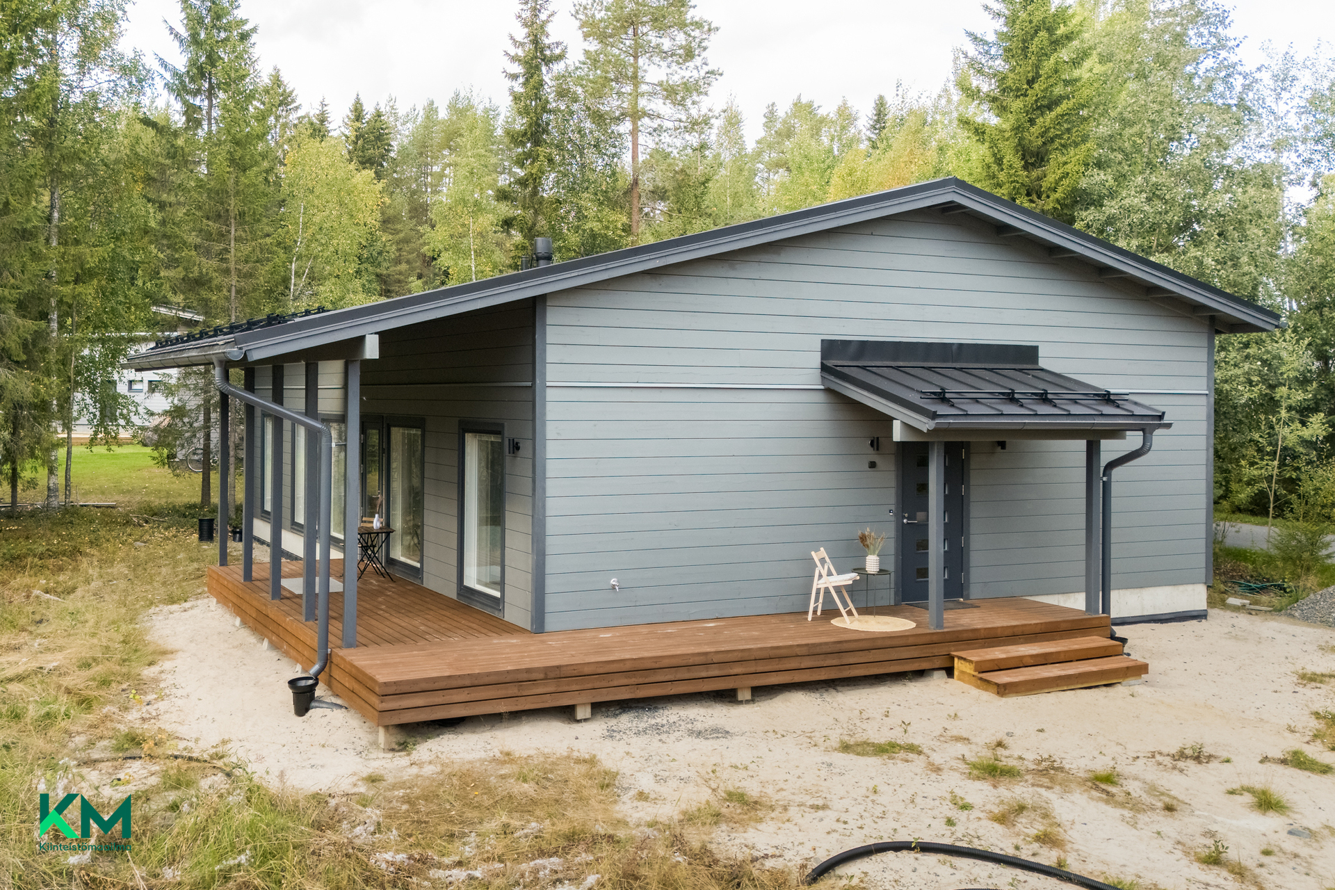Hakakuja 3, Välikylä, Jääli