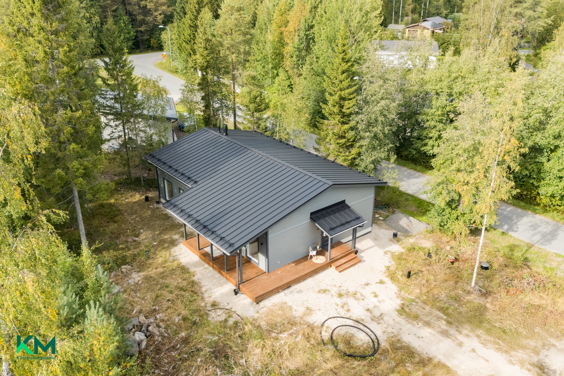 Hakakuja 3, Välikylä, Jääli