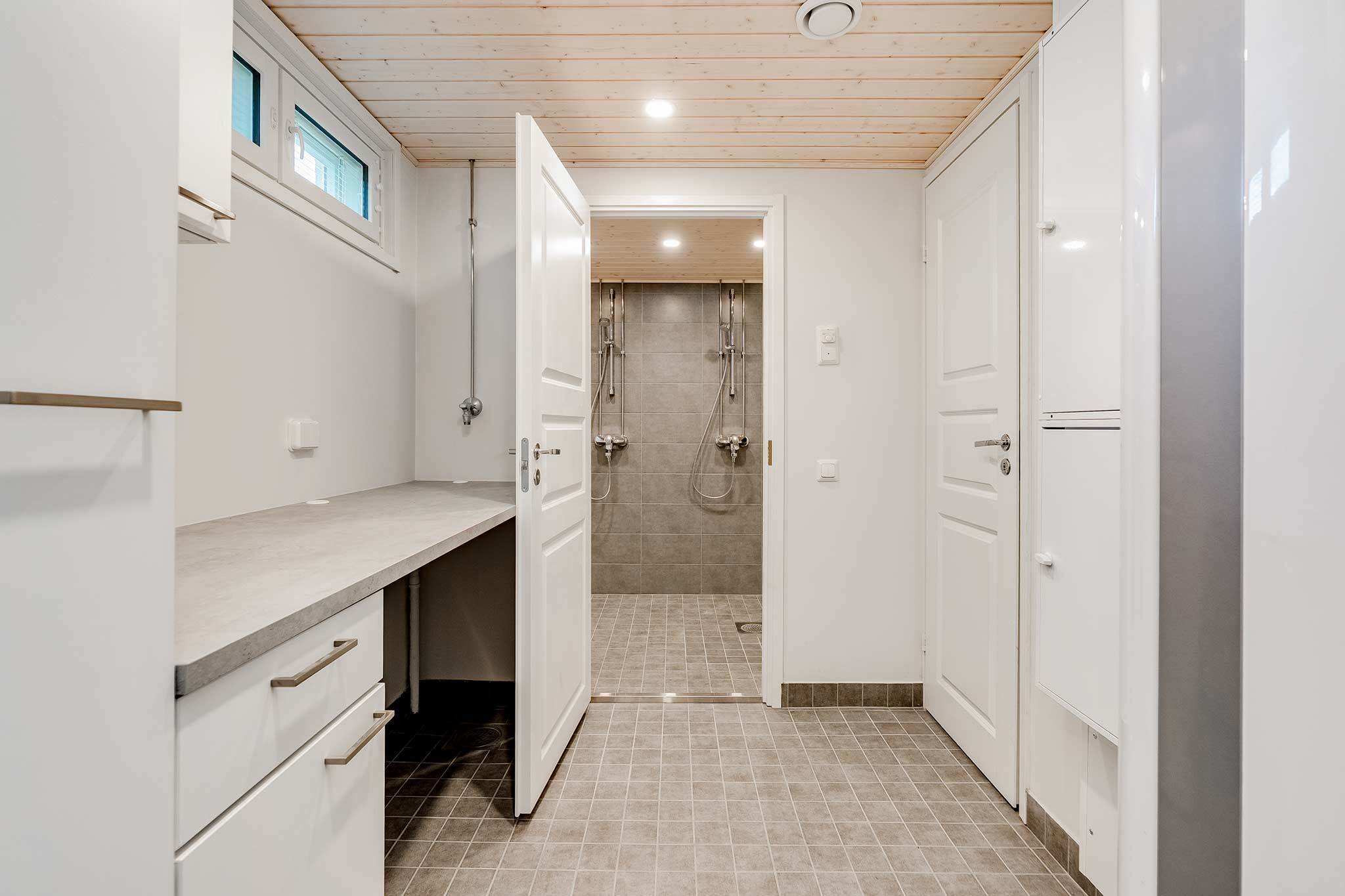 Tasanteenraitti 8, Tampere