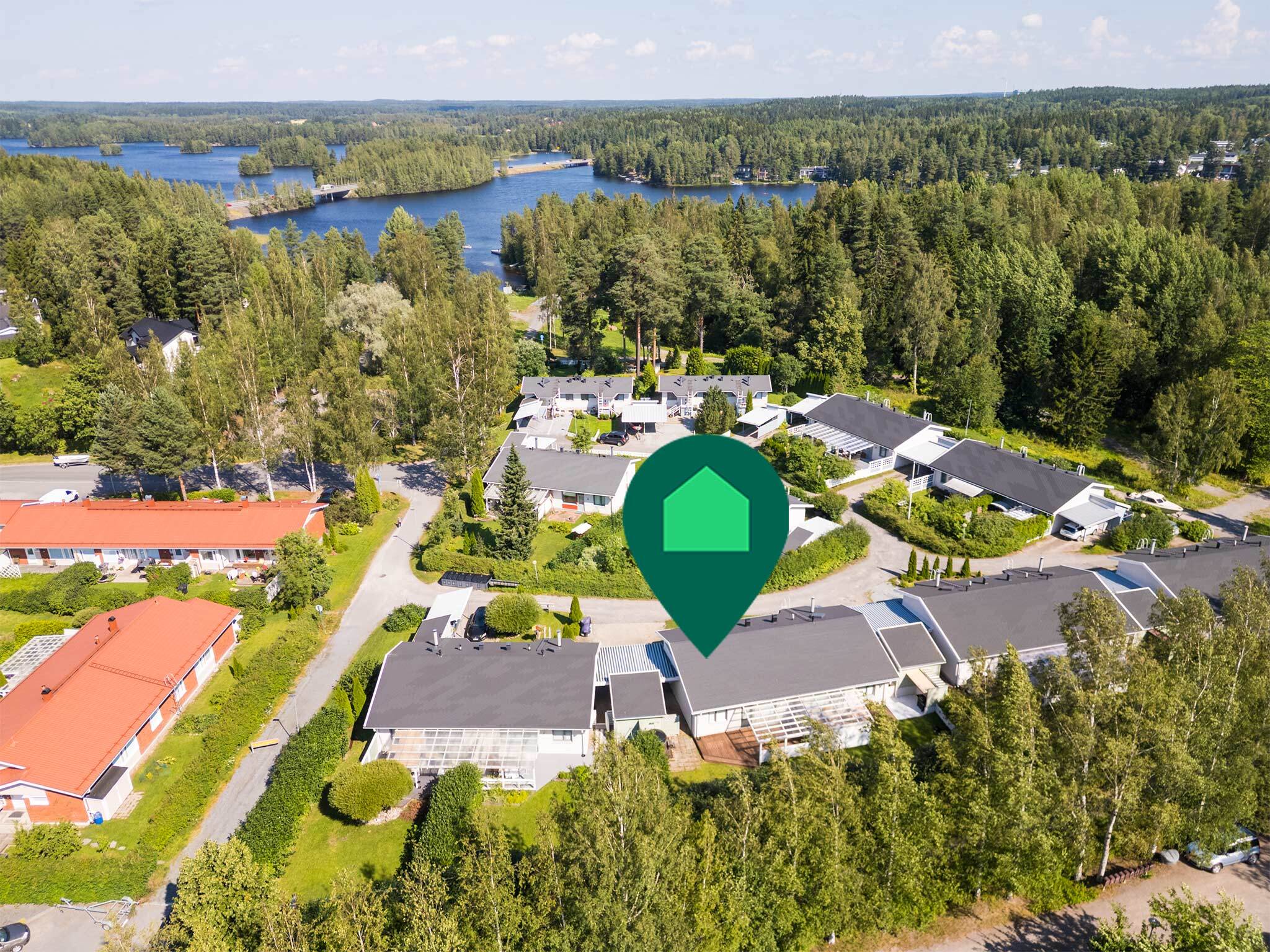 Tasanteenraitti 8, Tampere