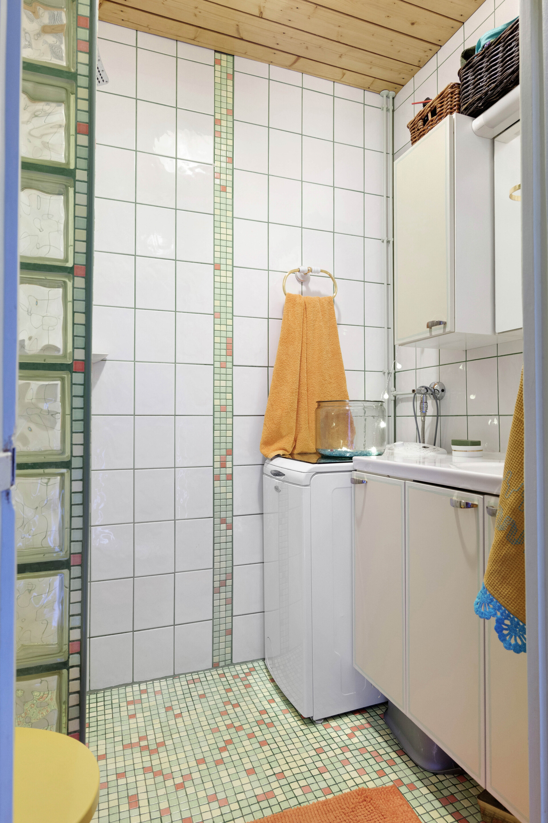 Oksasenkatu 5, Etu-Töölö, Helsinki