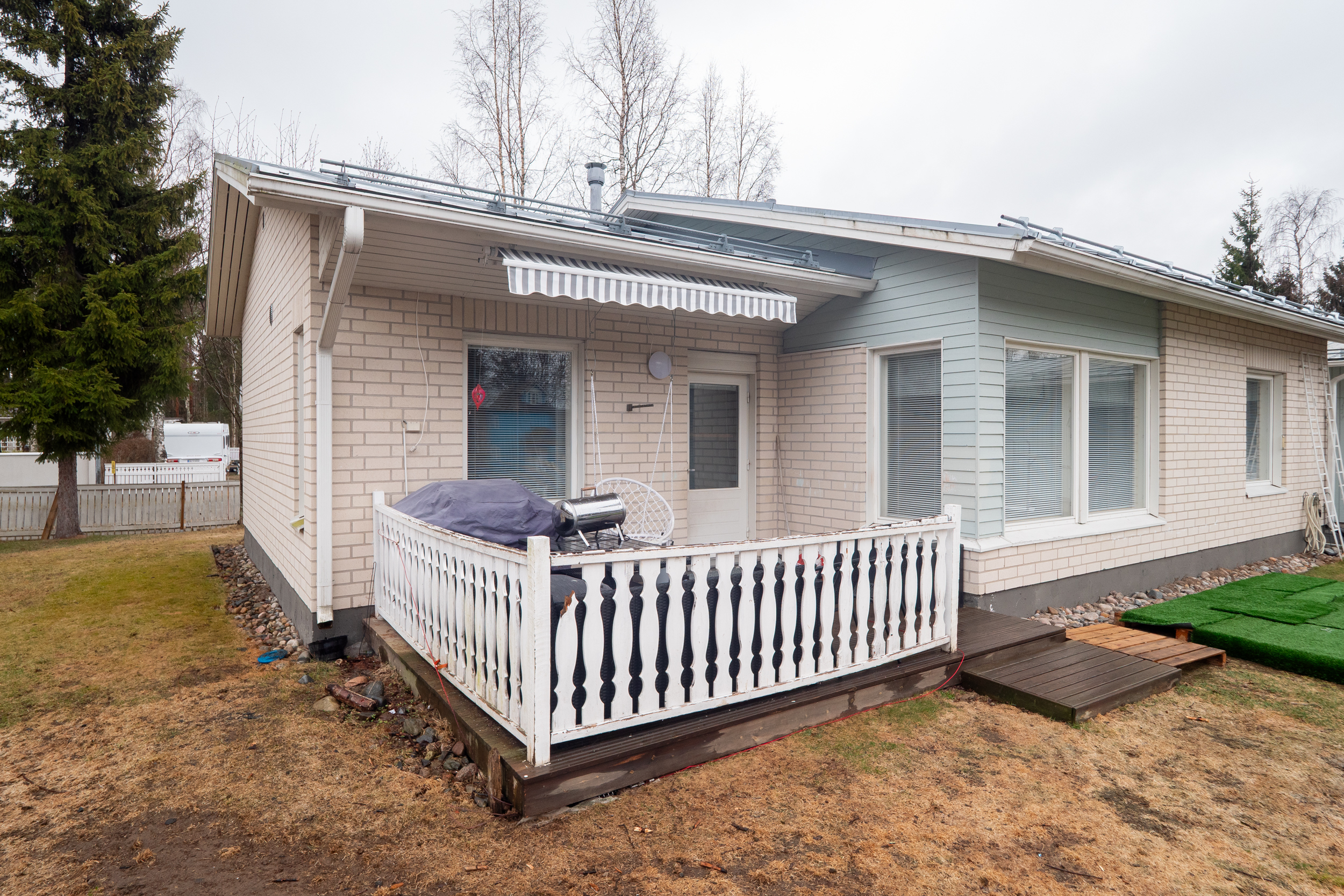 Katajanmarjatie 9, Herukkakangas, Oulu