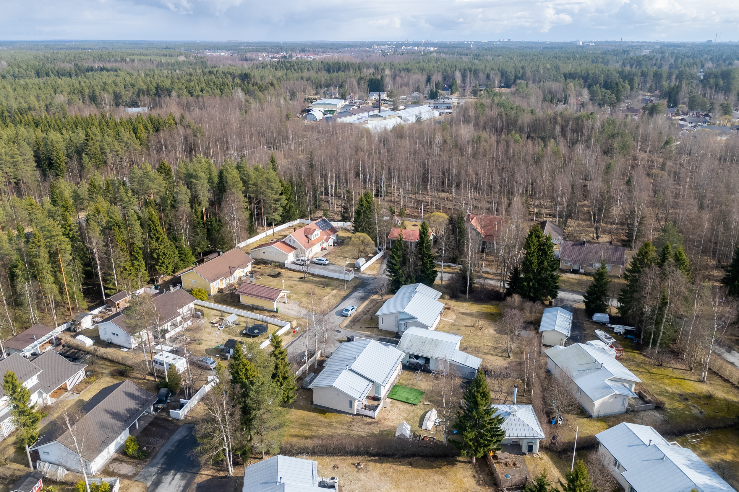 Katajanmarjatie 9, Herukkakangas, Oulu