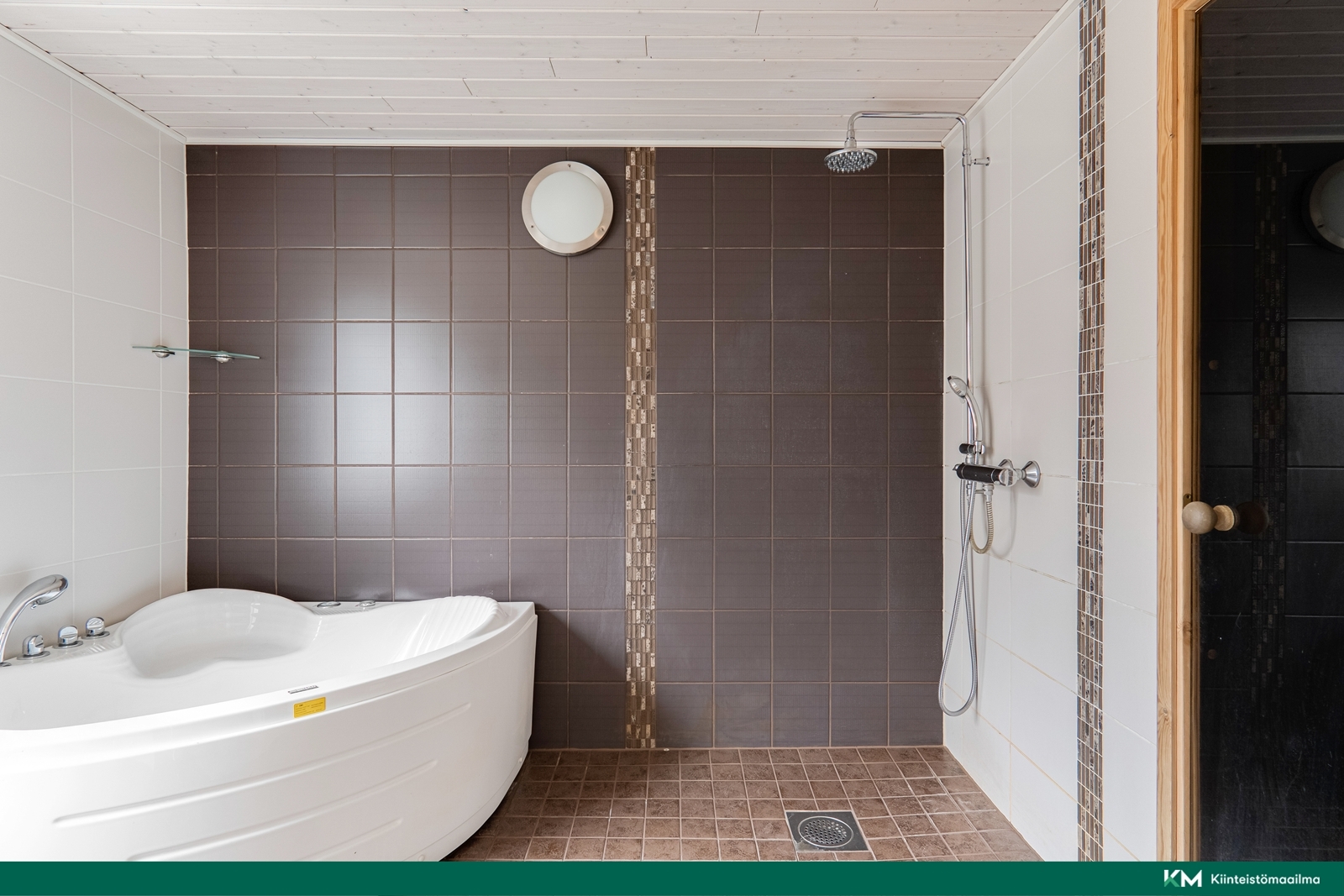 Loutinkatu 28, Järvenpää