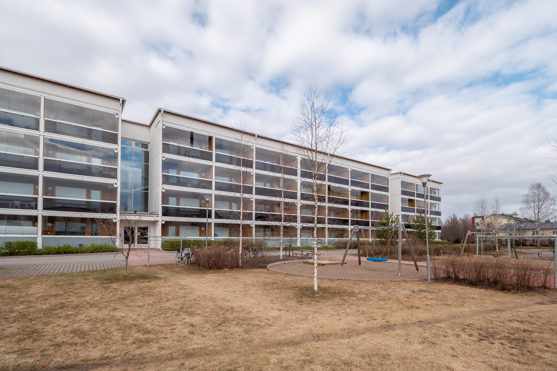 Kauppalinnankatu 1, Linnanmaa, Oulu