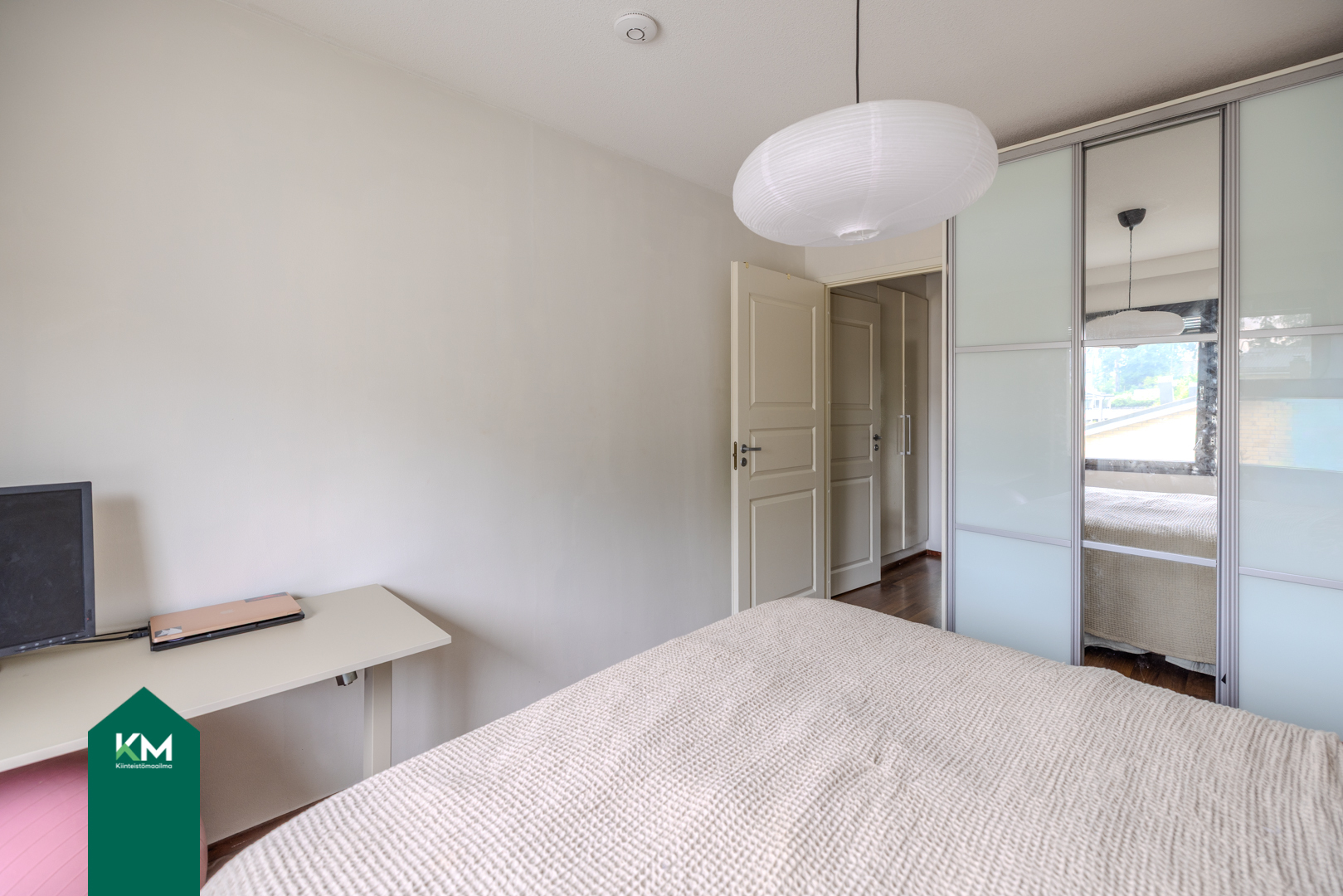 Viestitie 21, Rajakylä, Vantaa