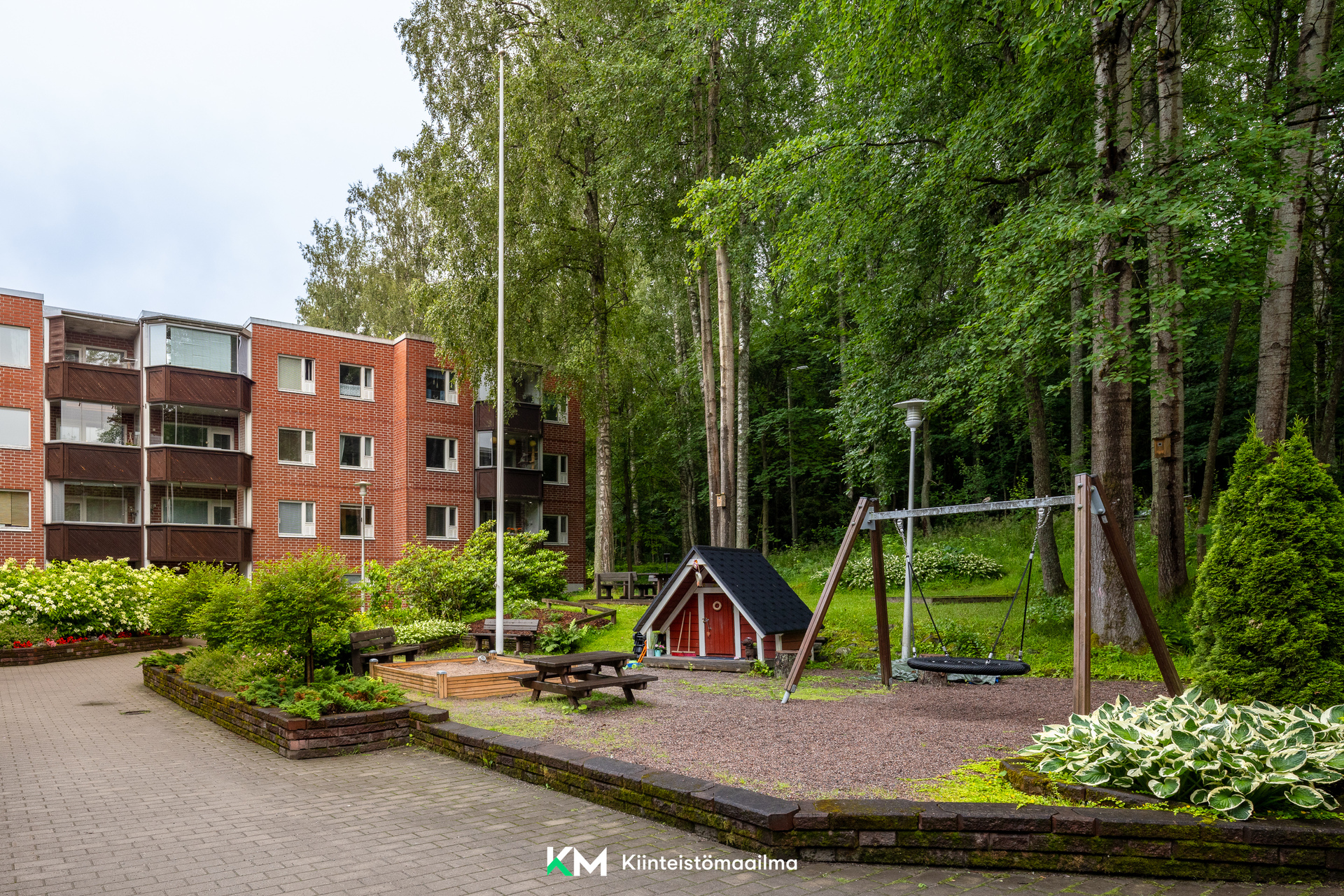 Lehdokkipolku 4, Itäkeskus, Helsinki