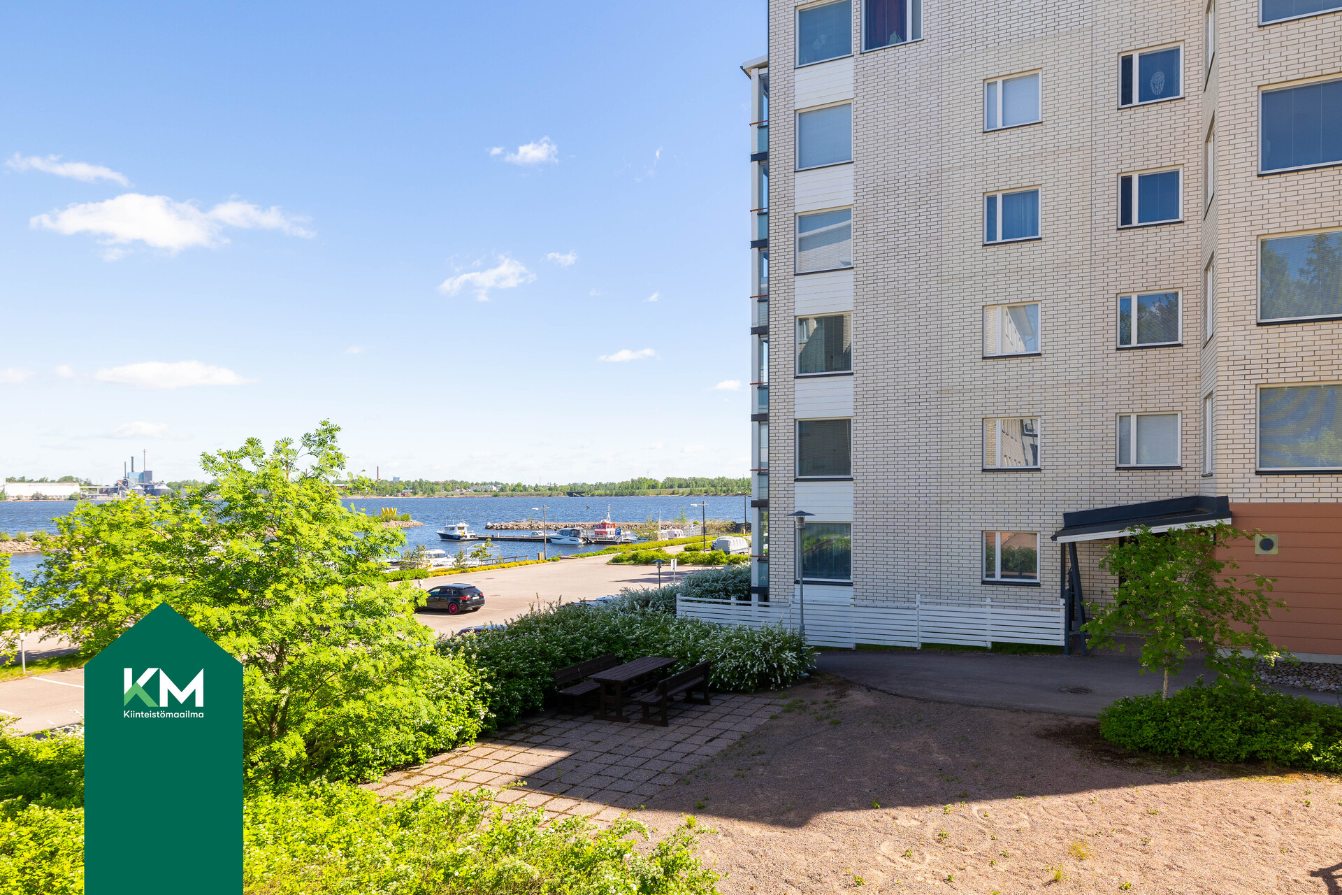 Kompassikuja 5, Hirssaari, Kotka