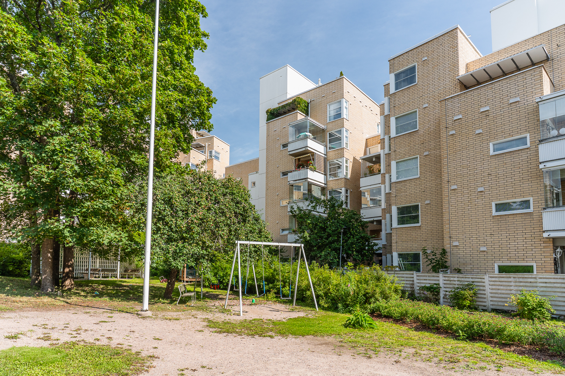 Hertanmäenkatu 4, Länsi-Pasila, Helsinki