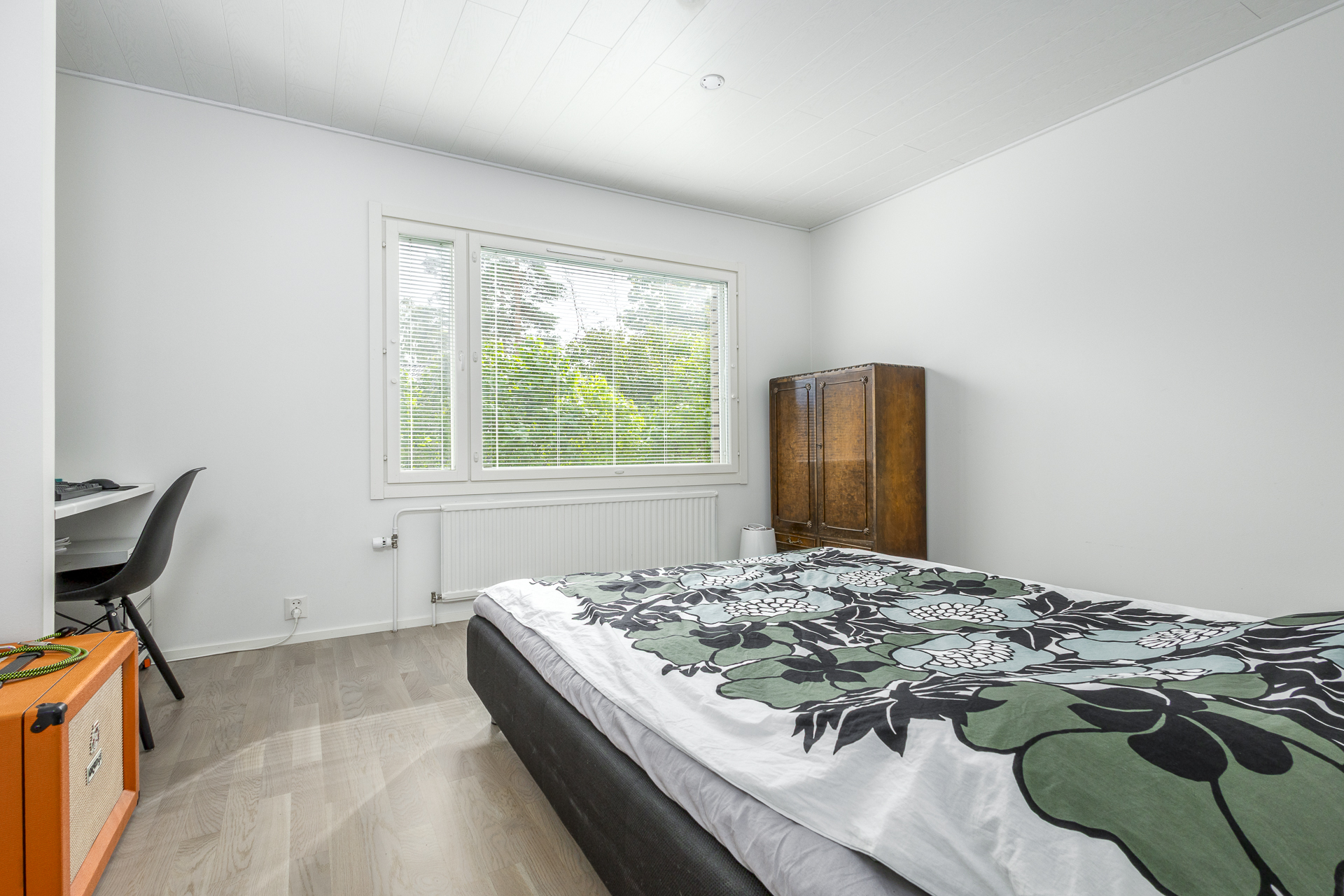 Yläkerran makuuhuone