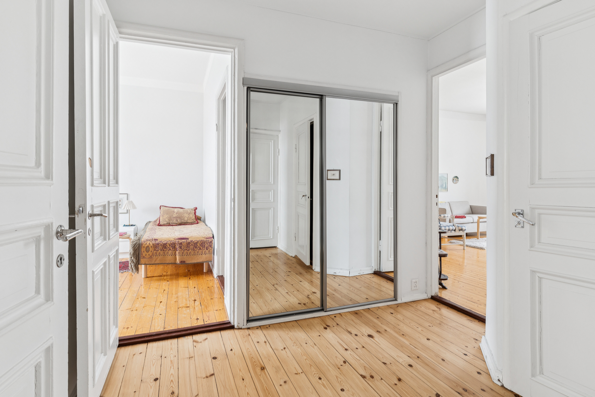 Köydenpunojankatu 7, Kamppi, Helsinki