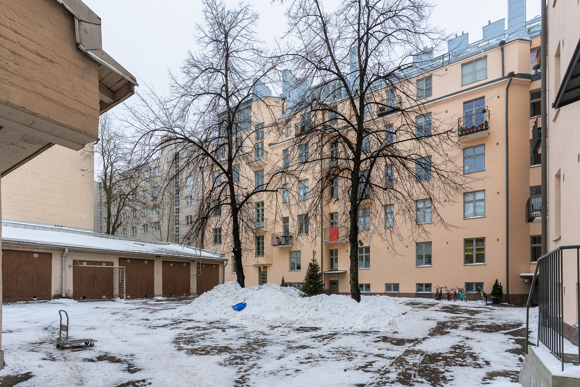 Köydenpunojankatu 7, Kamppi, Helsinki