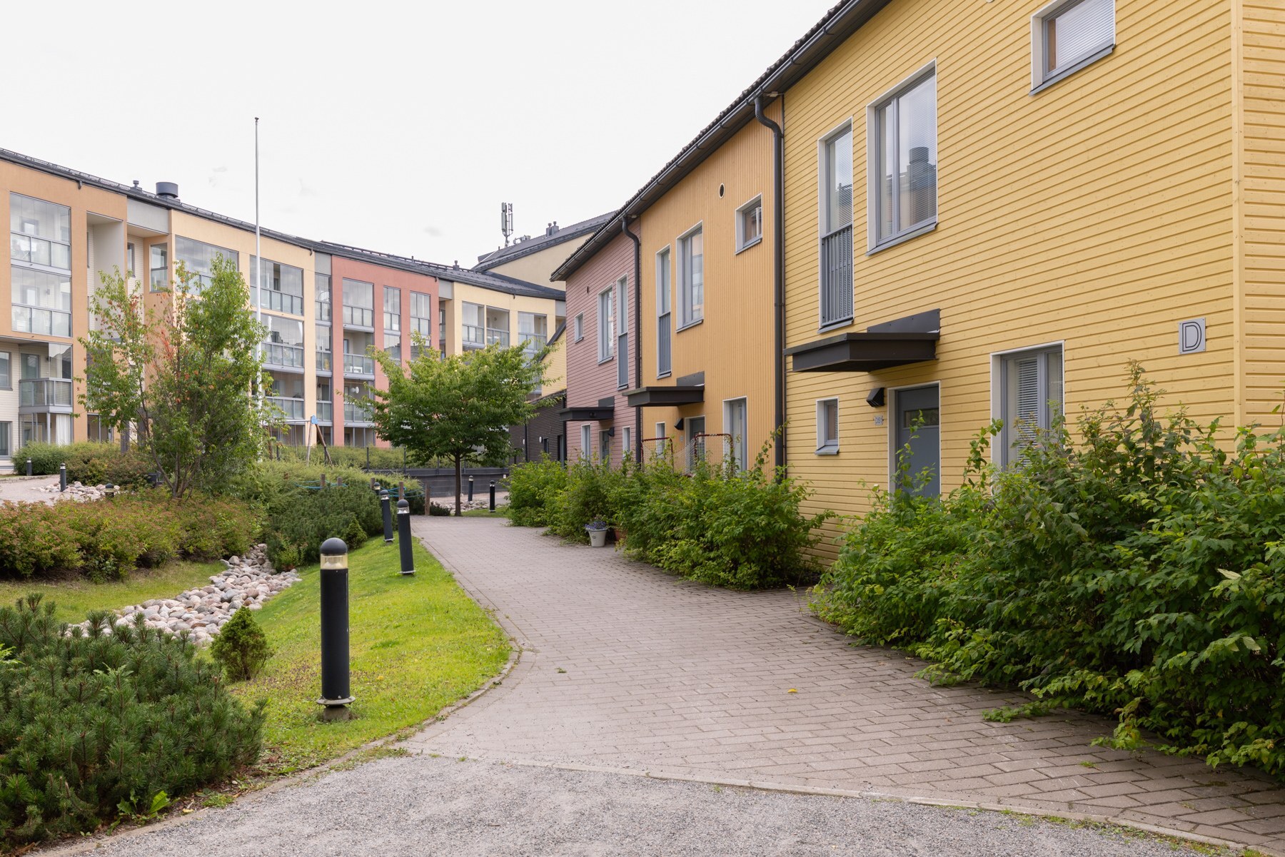 Taidemaalarinkatu 3, Kuninkaantammi, Helsinki