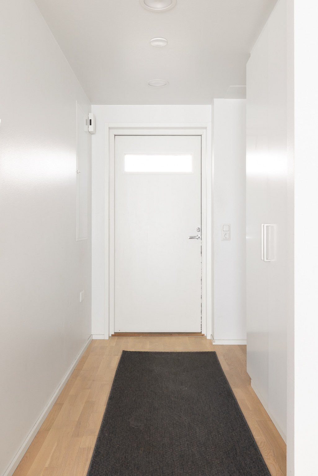 Taidemaalarinkatu 3, Kuninkaantammi, Helsinki