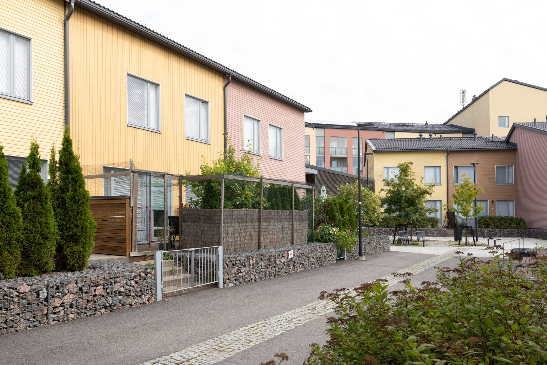 Taidemaalarinkatu 3, Kuninkaantammi, Helsinki