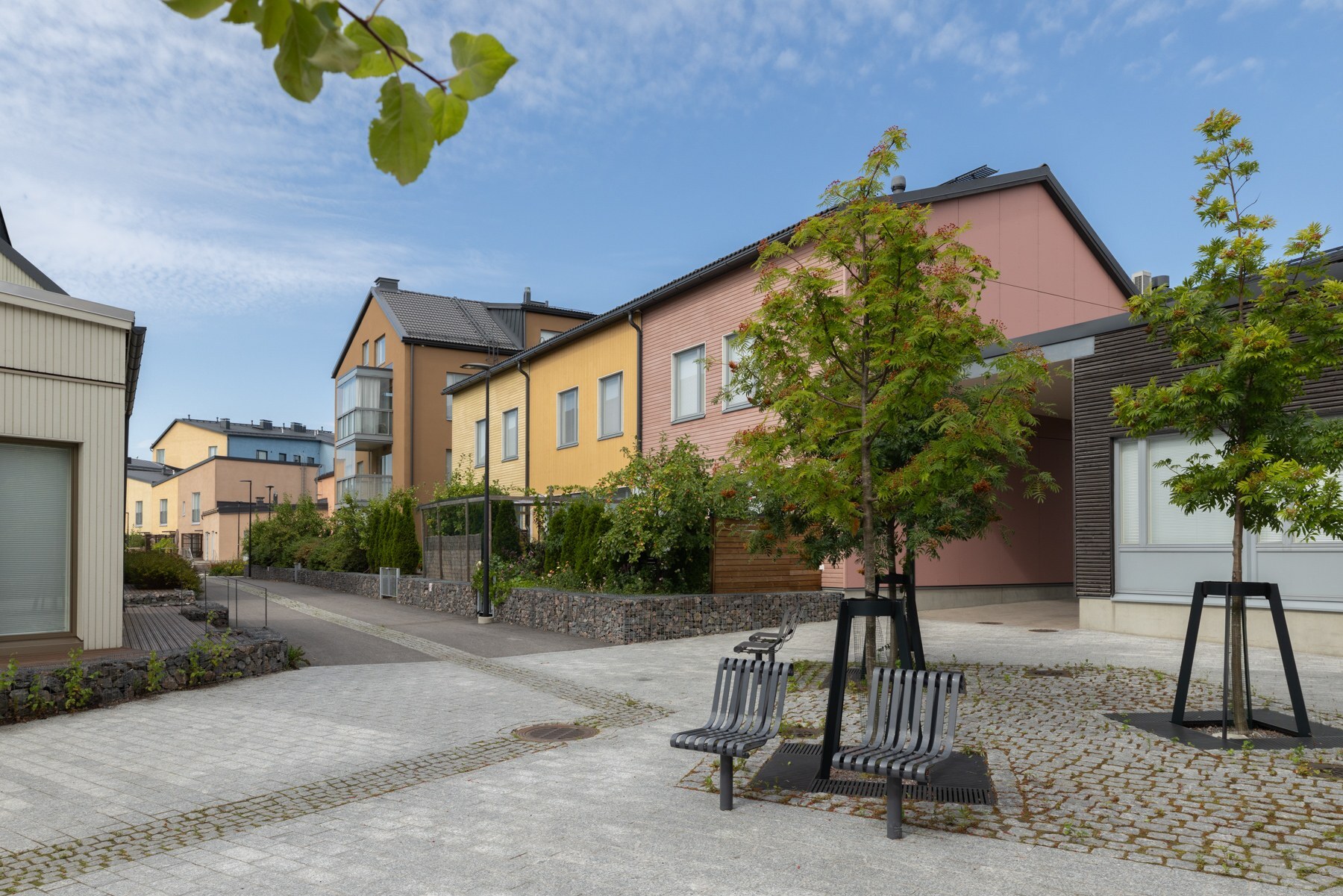 Taidemaalarinkatu 3, Kuninkaantammi, Helsinki
