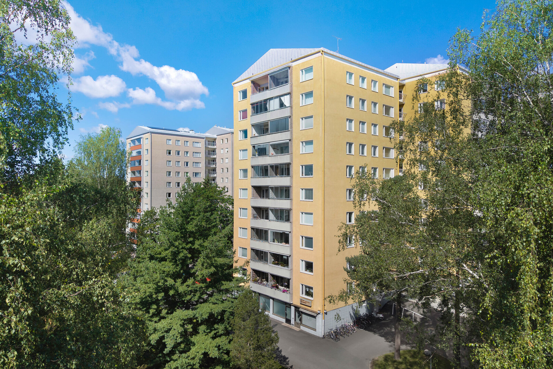 Adolf Lindforsin tie 7, Pohjois-Haaga, Helsinki