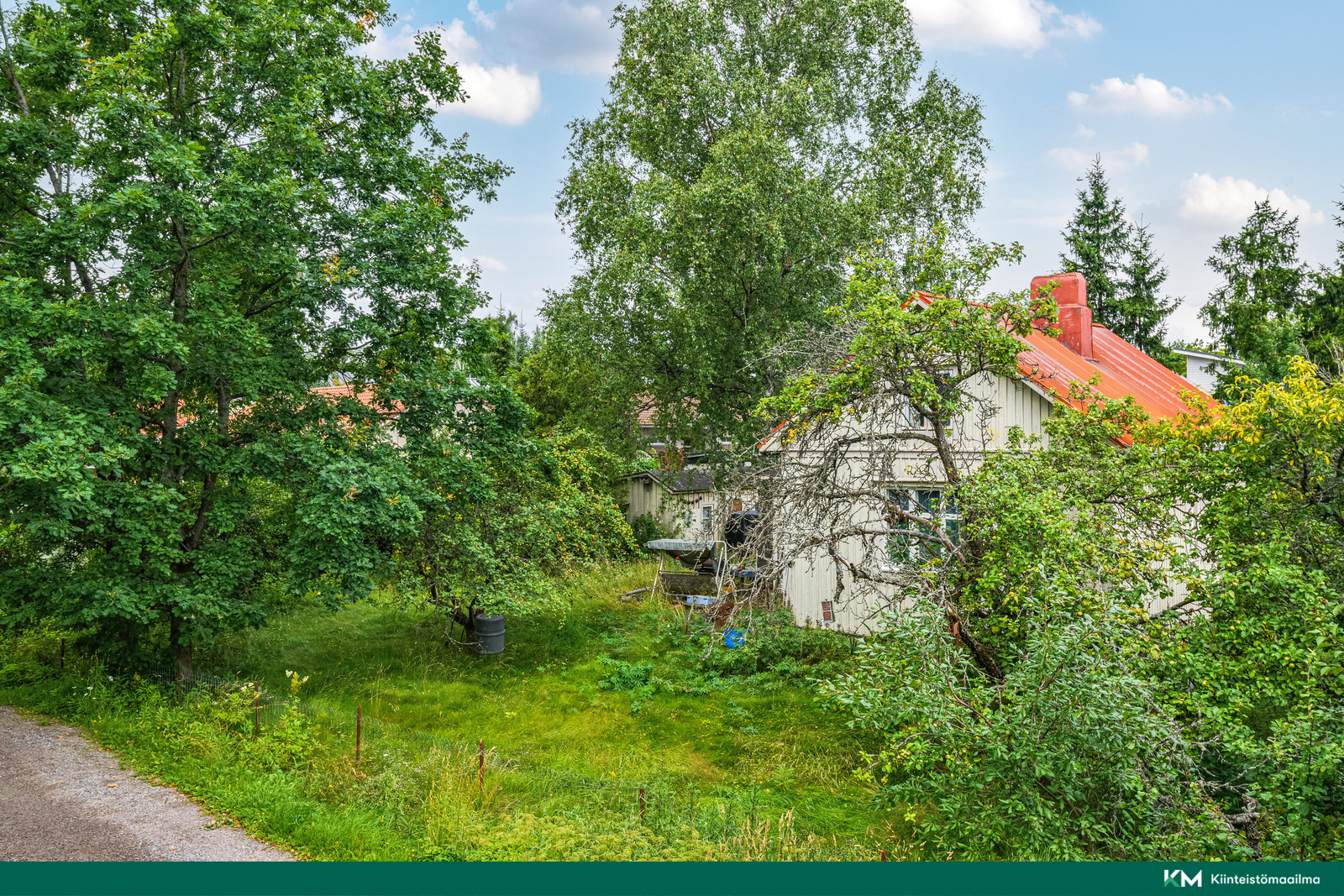 Karhusuontie 44, Tapaninvainio, Helsinki