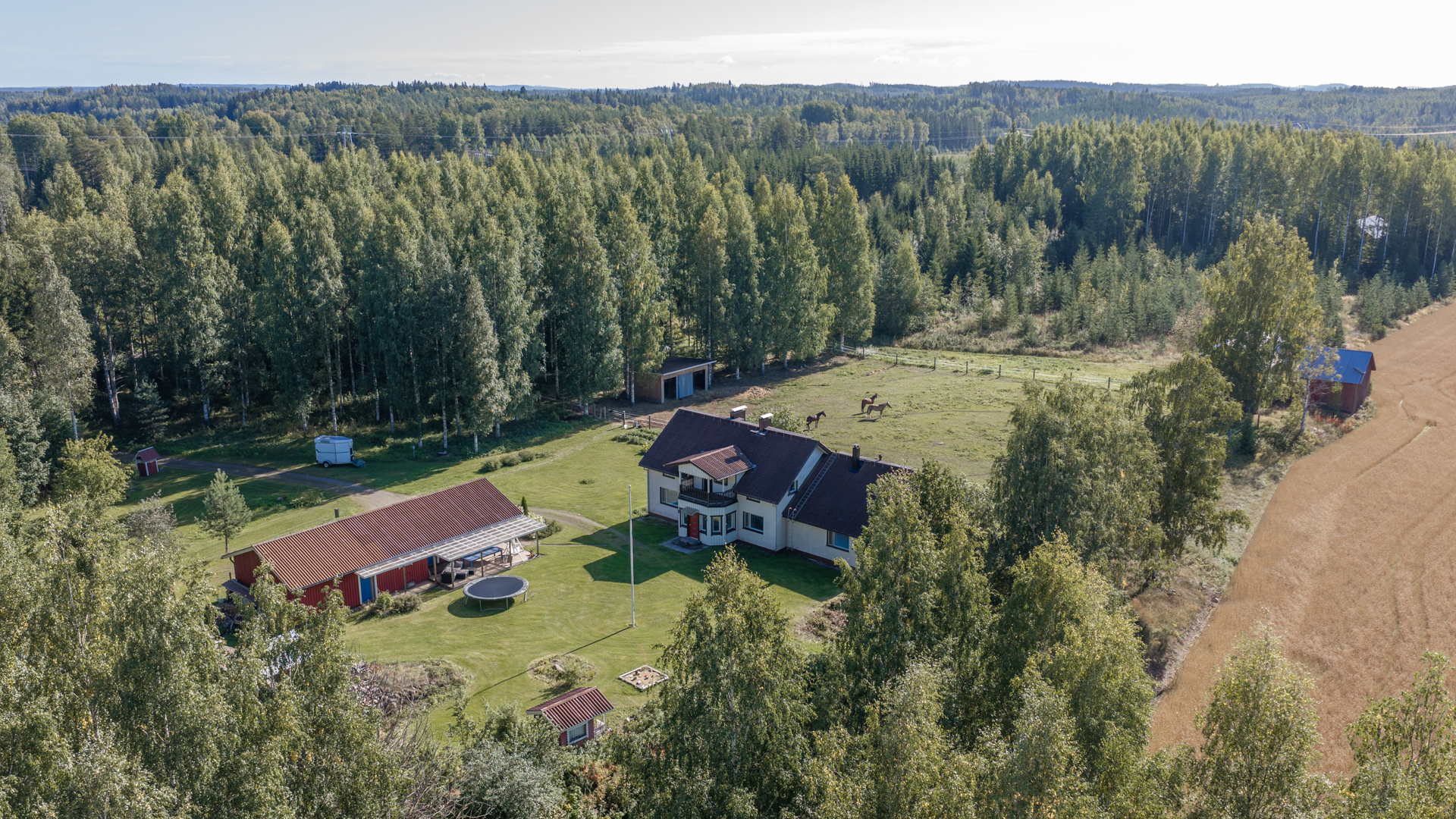 Ukkolantie 11, Juva
