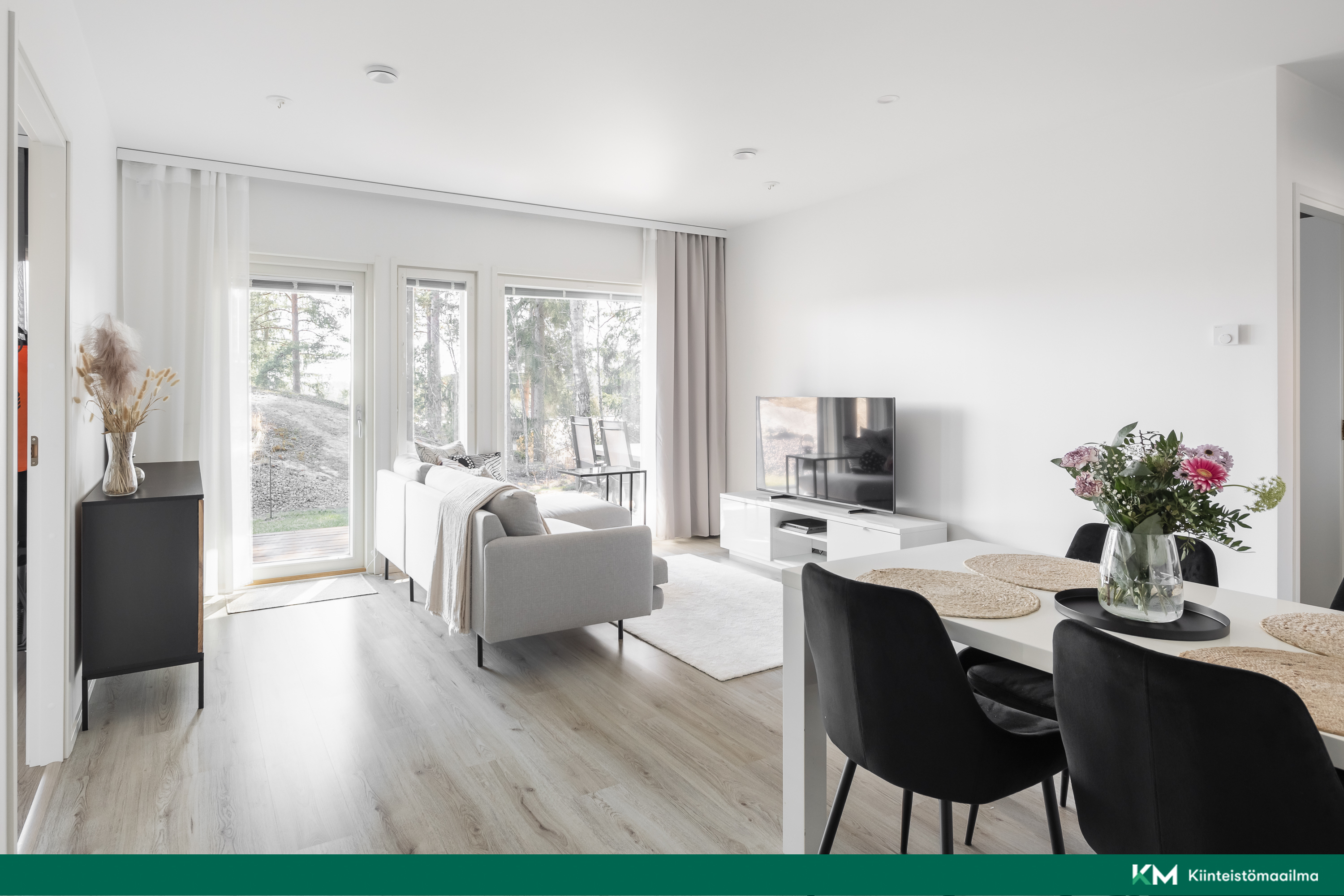 Liisankalliontie 11, Vantaa