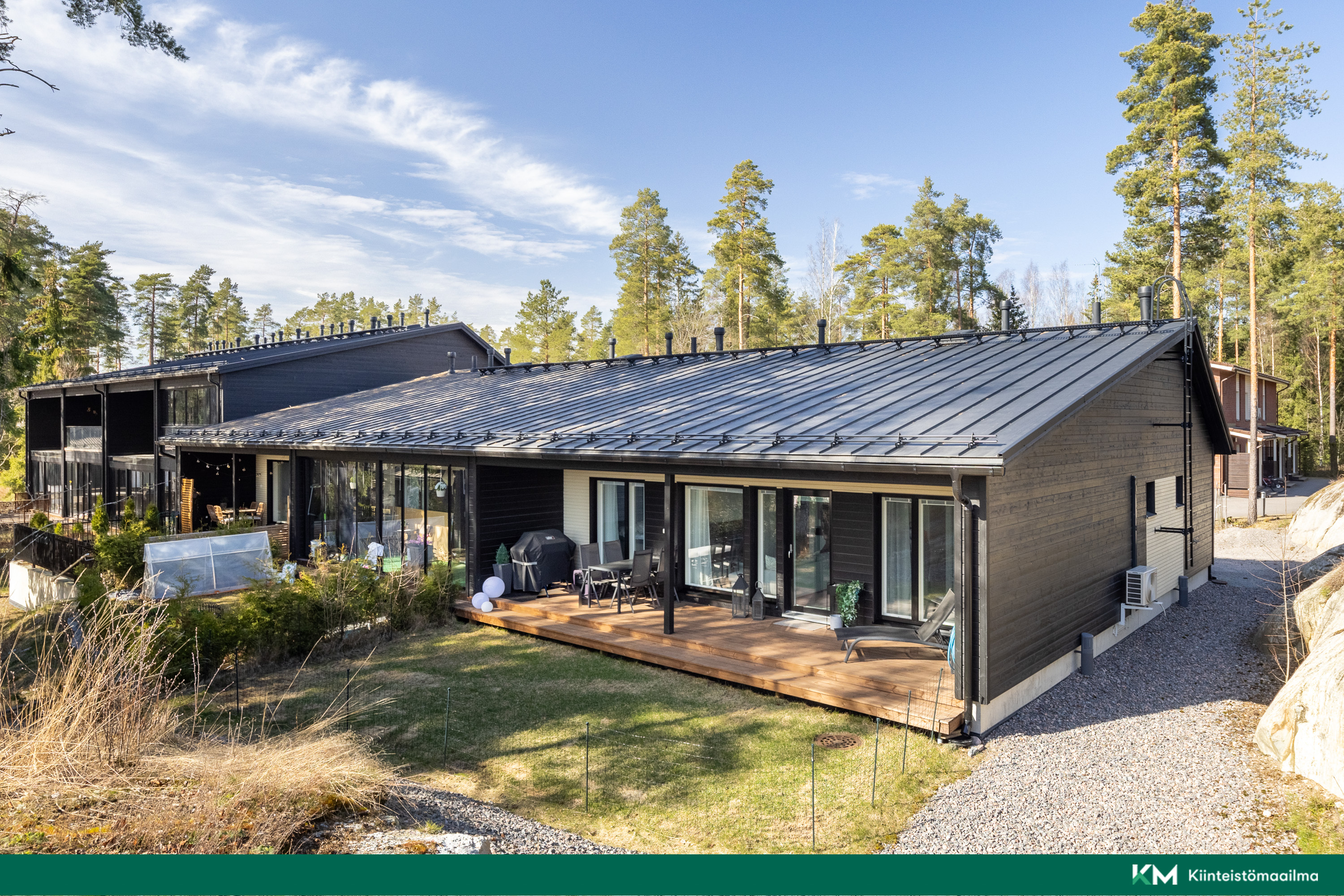 Liisankalliontie 11, Vantaa