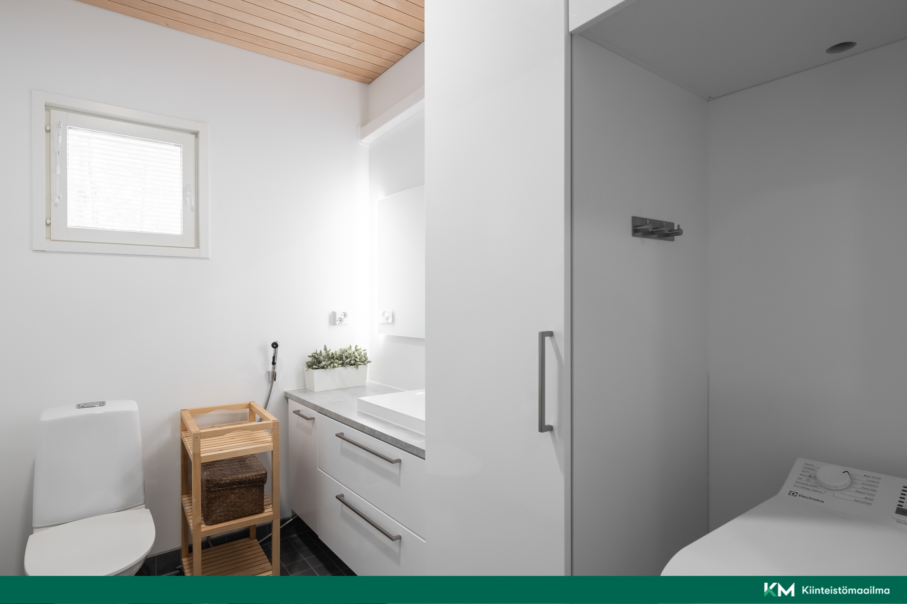 Liisankalliontie 11, Vantaa