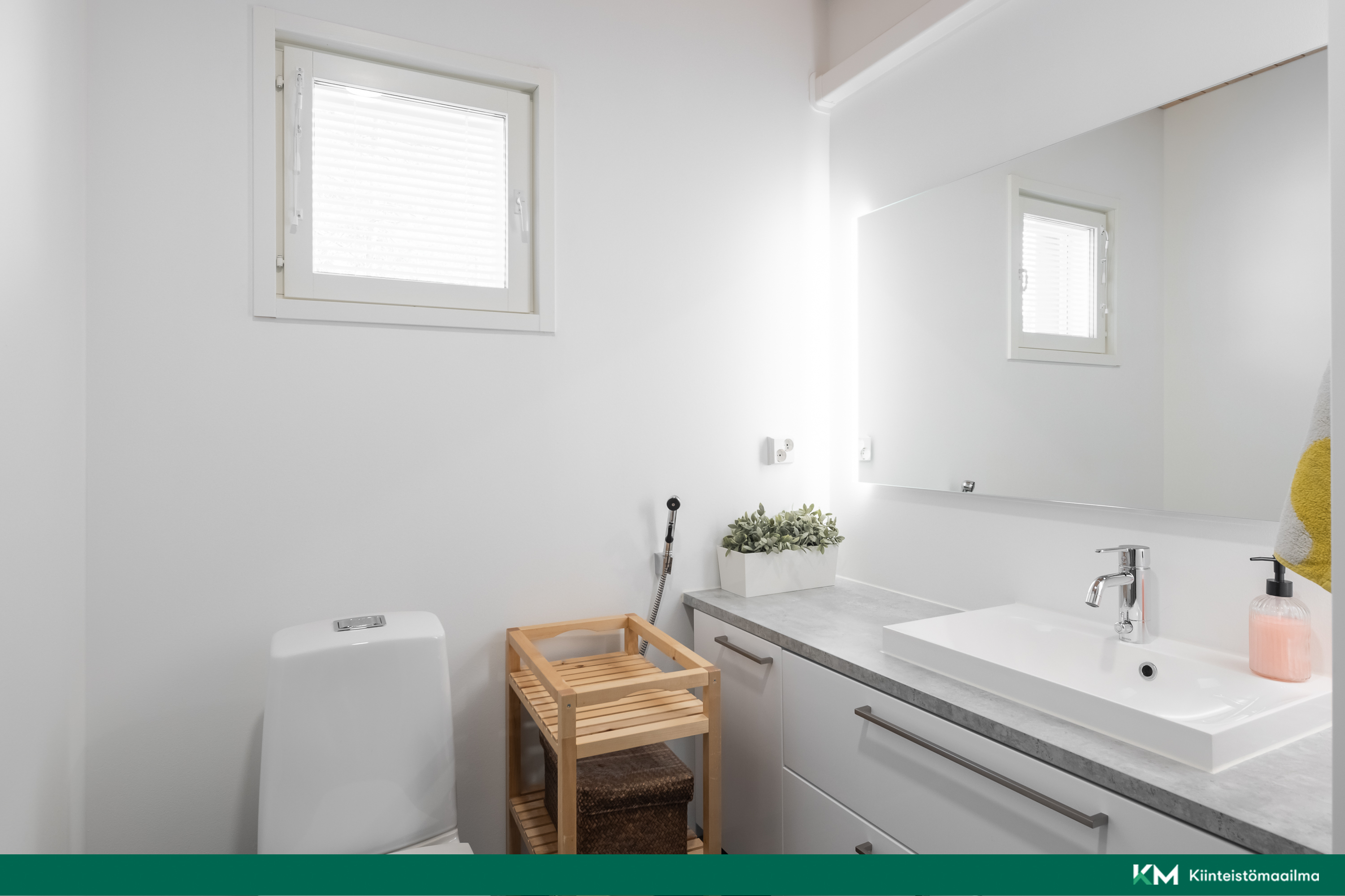 Liisankalliontie 11, Vantaa