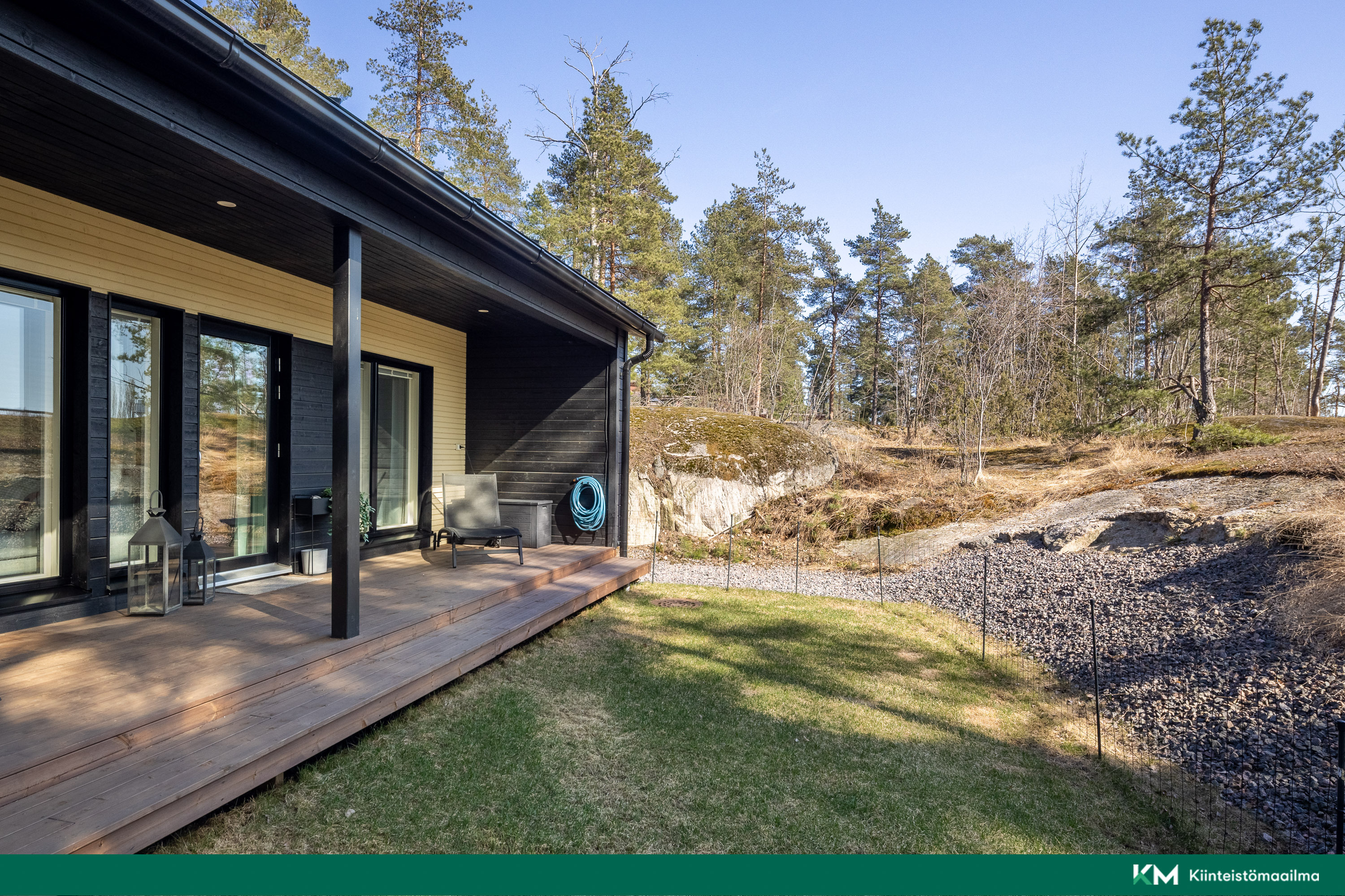 Liisankalliontie 11, Vantaa