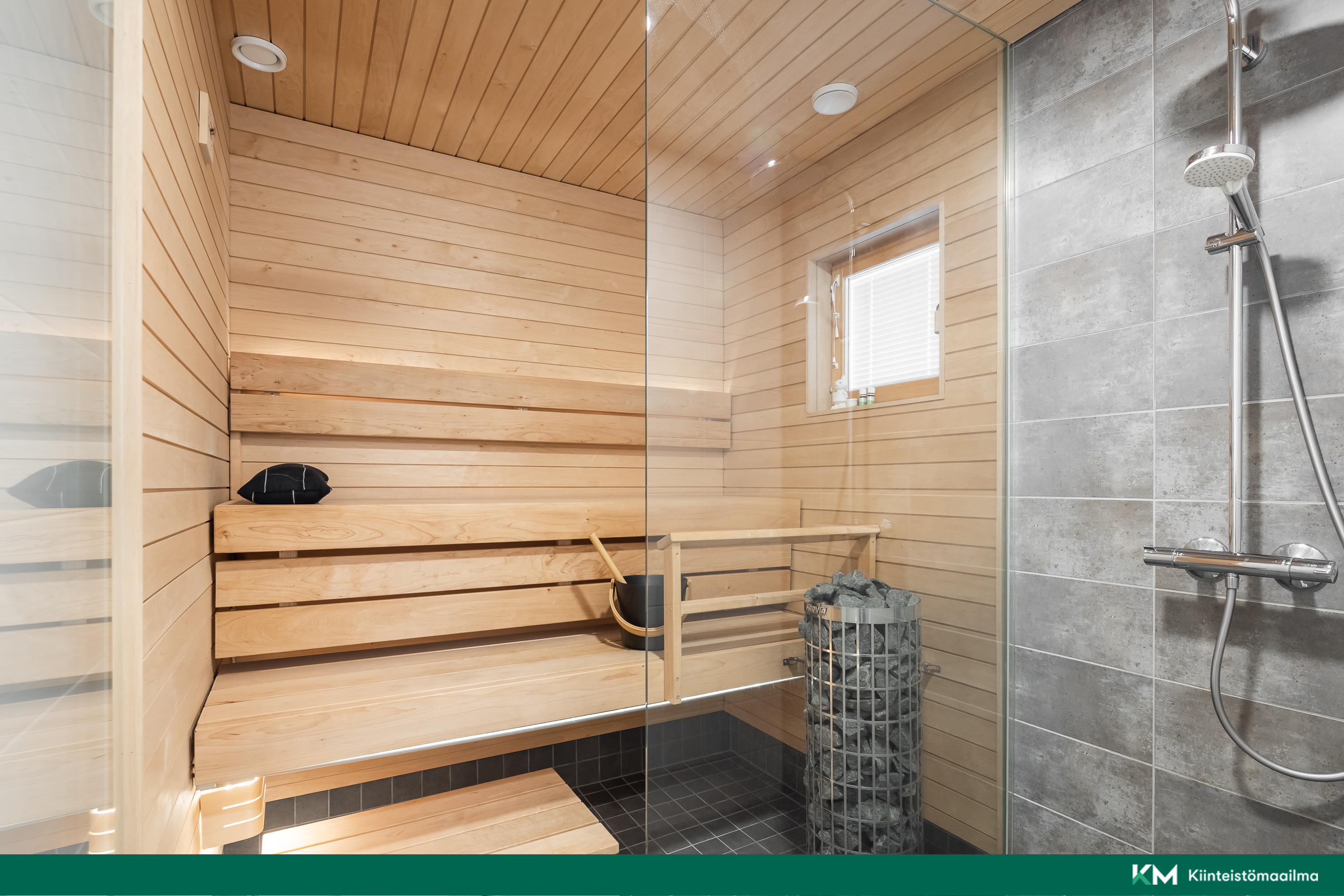 Liisankalliontie 11, Vantaa