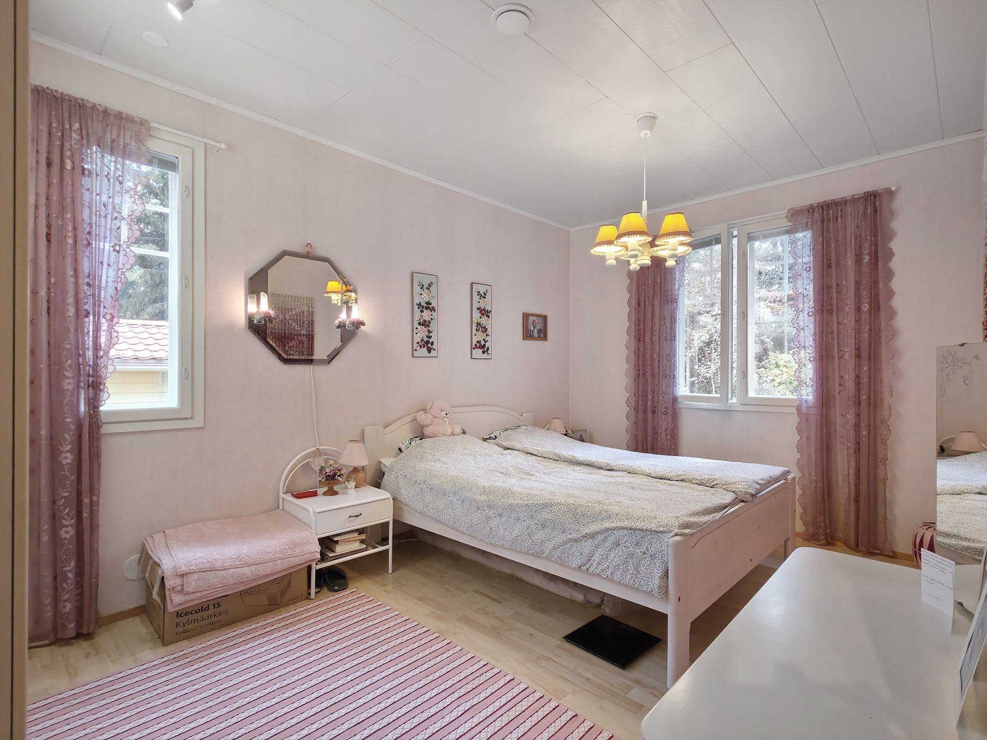 Läntinen Puistotie 3, Taavetti, Luumäki