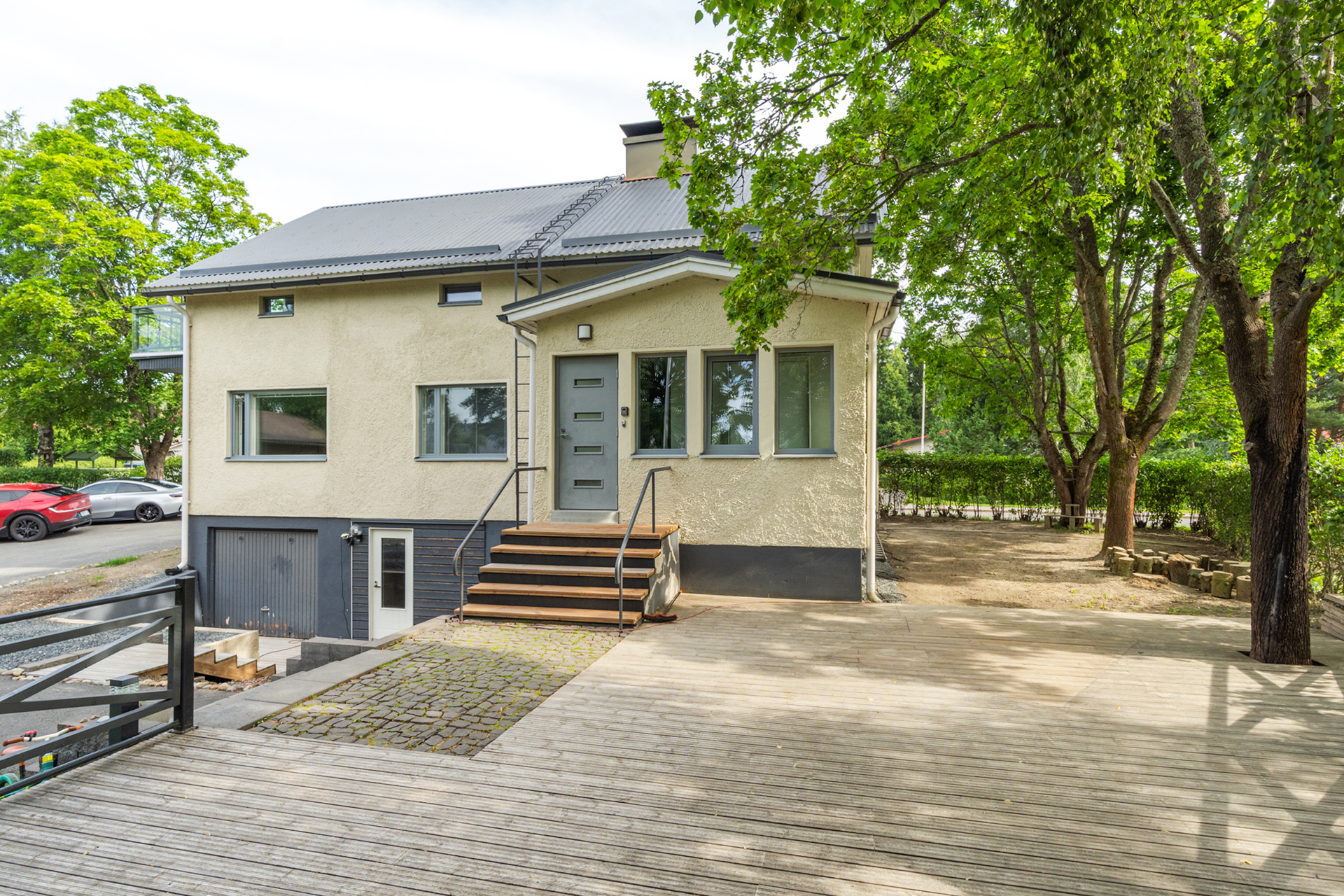 Takahuhdintie 76, Tampere