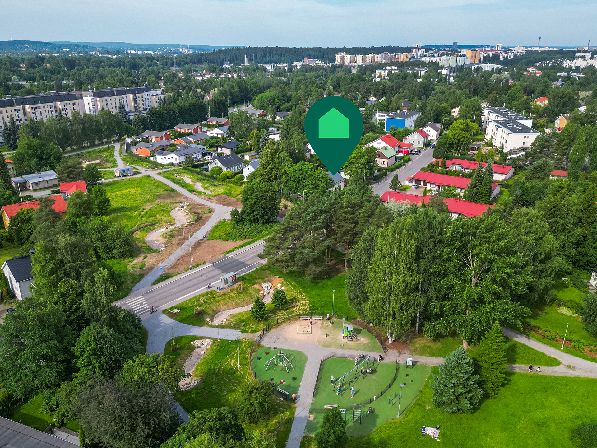 Takahuhdintie 76, Tampere