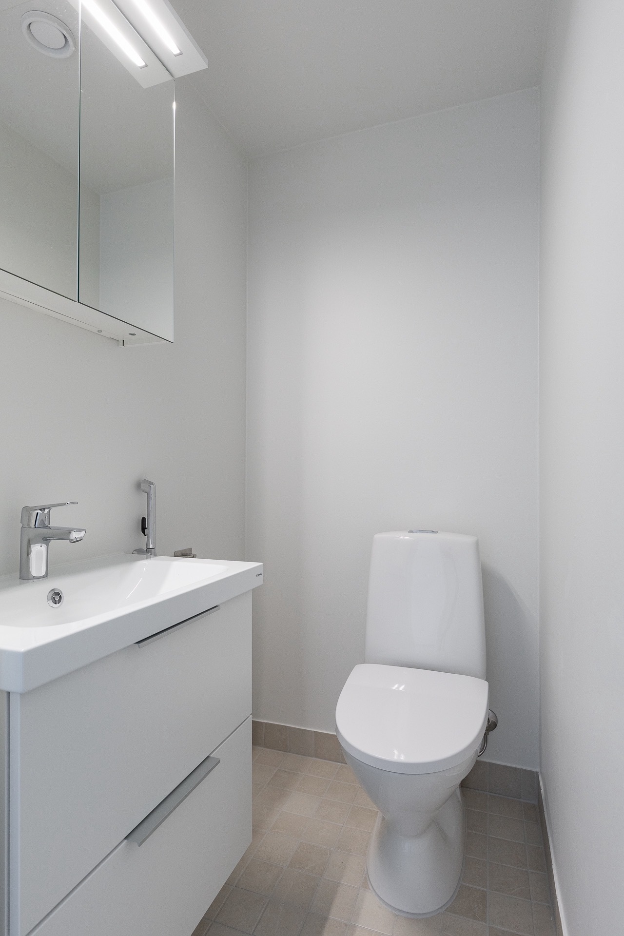 Erillinen WC
