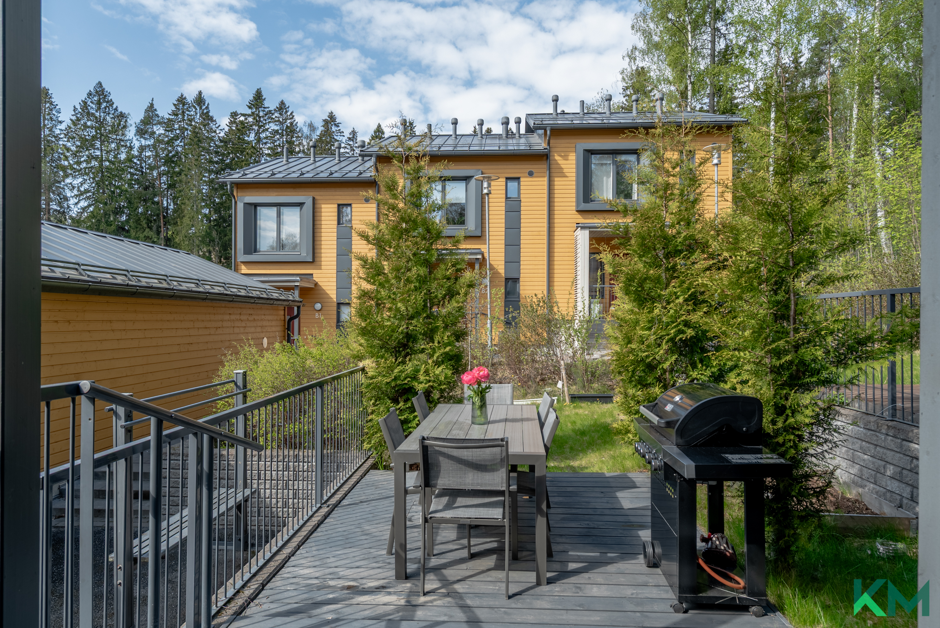 Huhtakivenkuja 2, Mellunmäki, Helsinki